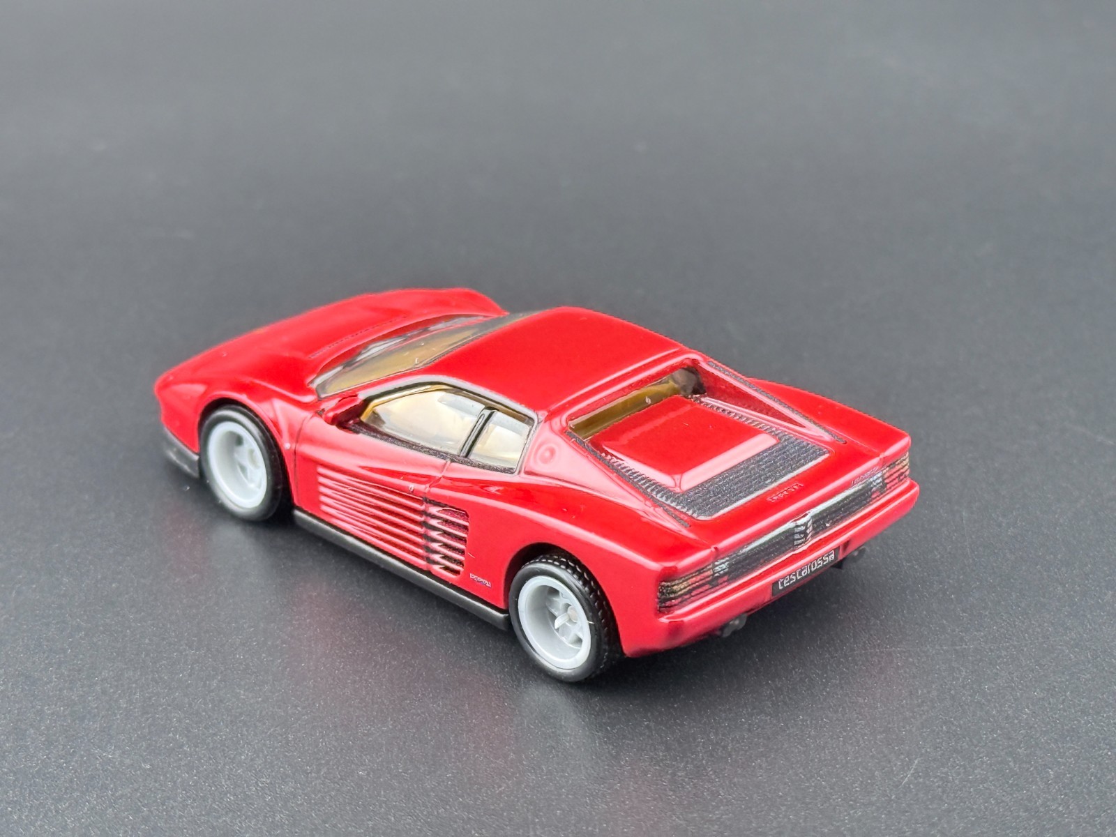 Hot Wheels Ferrari Testarossa Modern Classics FPY86-961S 1/64