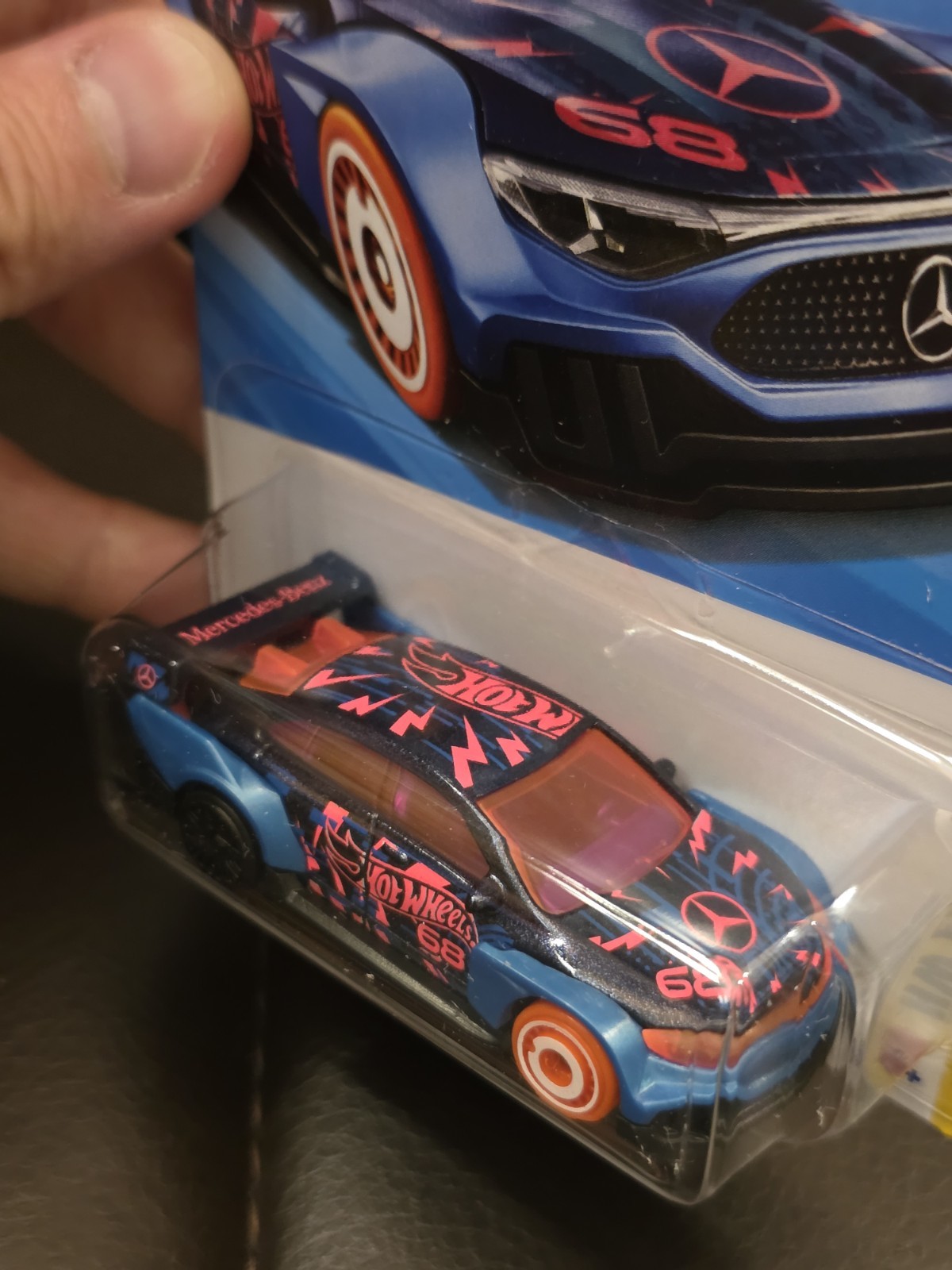 Hot Wheels 2026 Case H HW Euro Mercedes Benz CLA HW 181/250