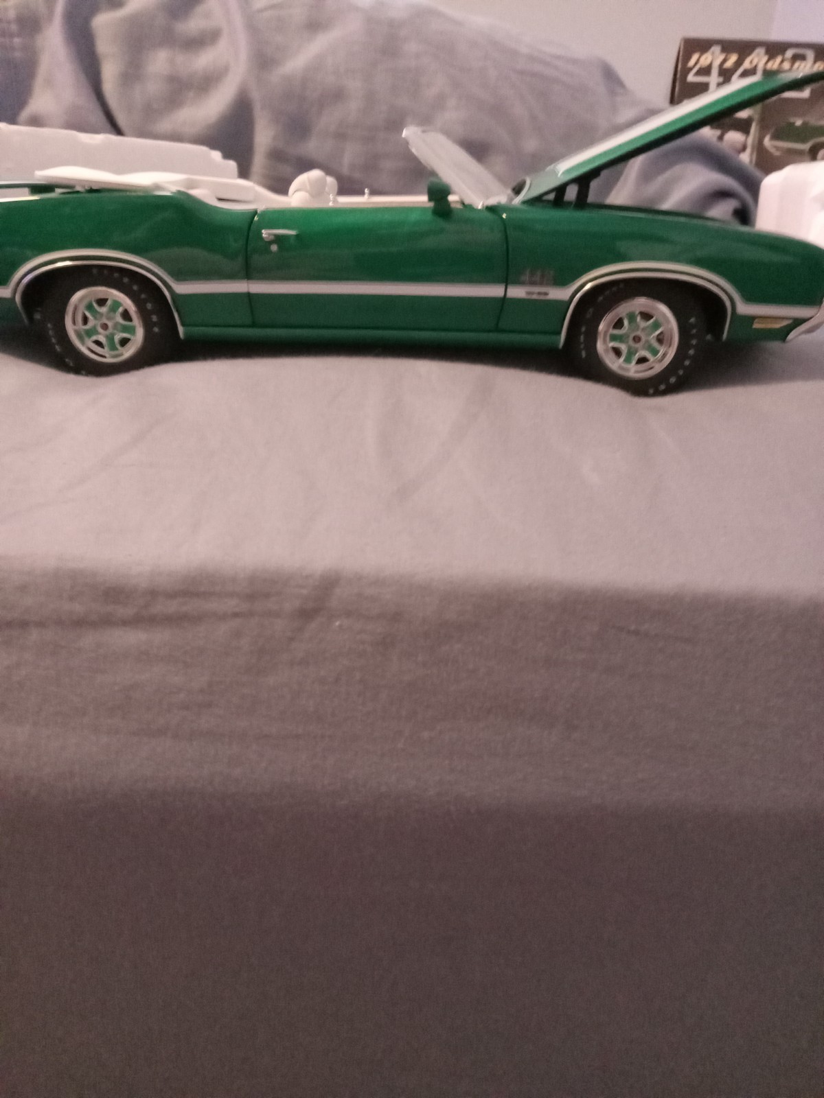 1972 dicast 442 w30 green oldsmobile. Pristine NM.