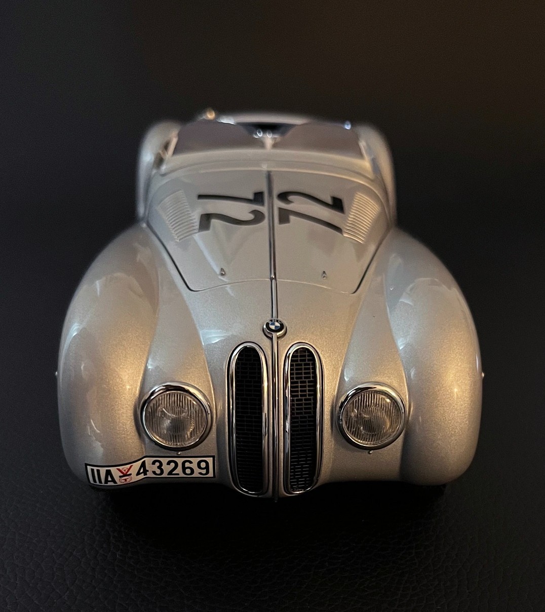 AUTOart BMW 328 Roadster #72 1938 Mille Miglia winner 1/18