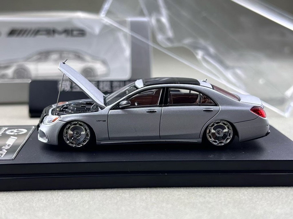 RM 1:64 Silver S63 W222 V12 VIP Luxury Sedan Sport Model Diecast Collect Car