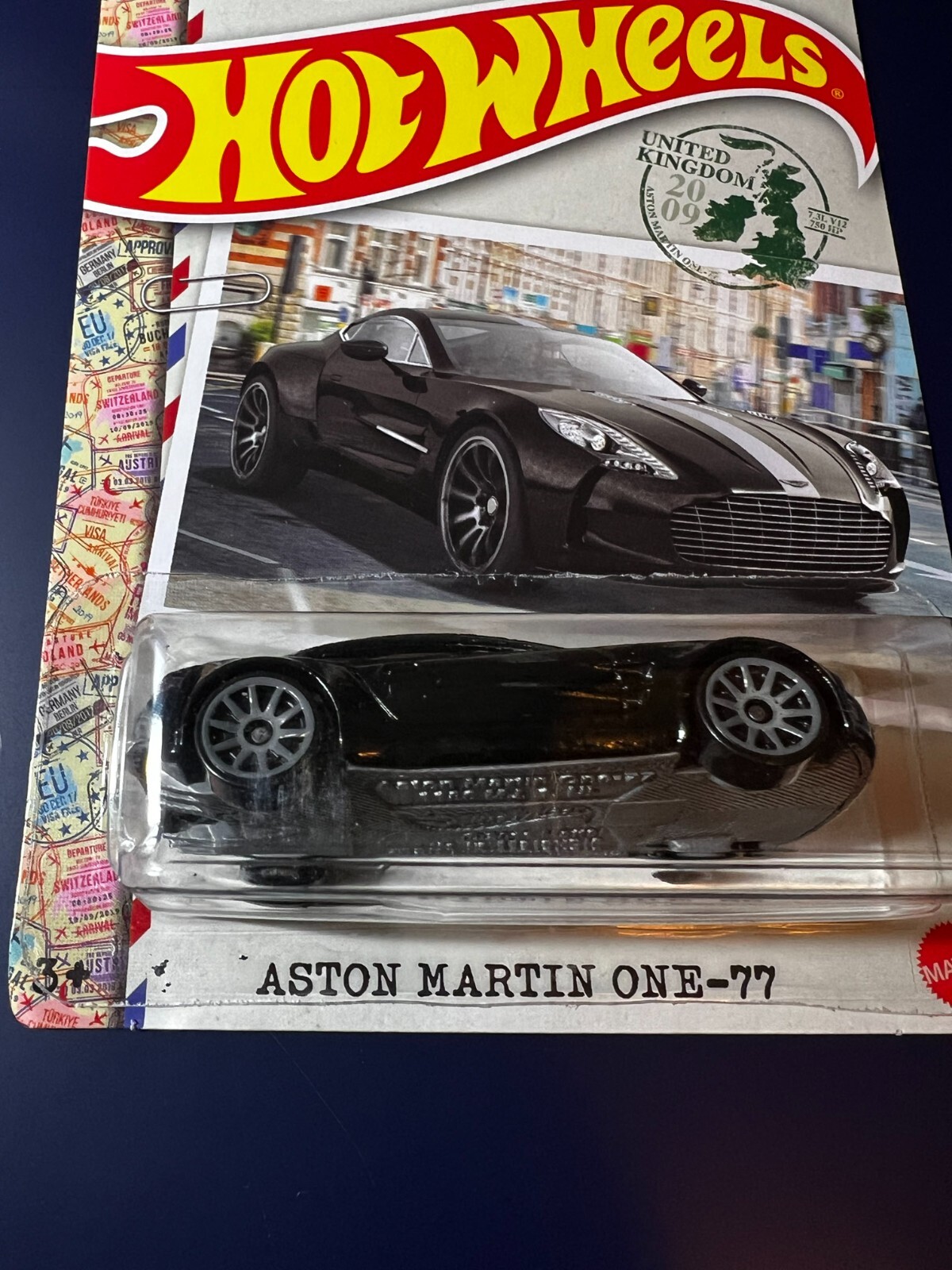 Aston Martin One-77 /United Kingdom / World Class Racers / Hot Wheels 2022
