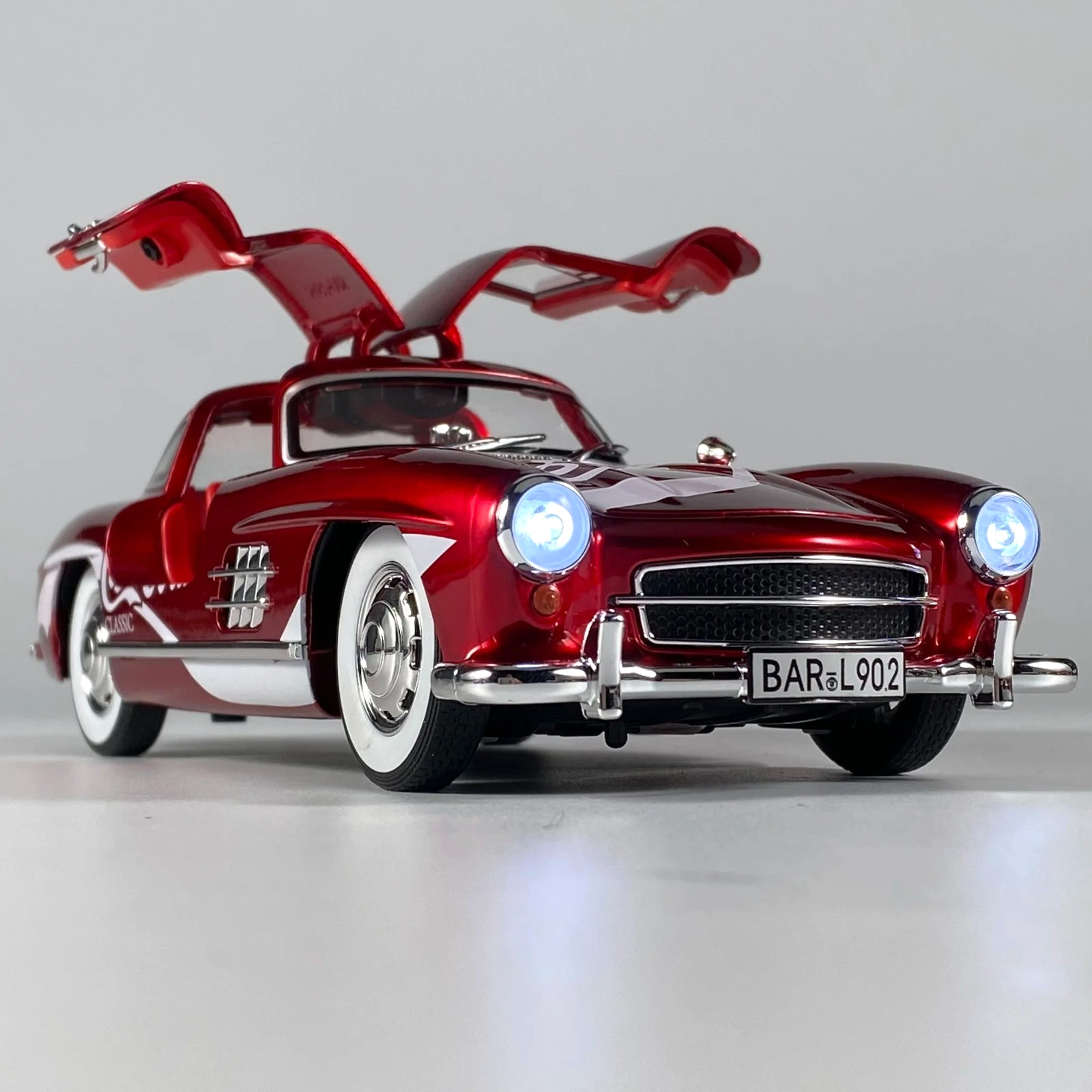 1:24 Mercedes Benz 300SL Coca Cola Alloy Diecast Car Model Sound/Light Gift NEW