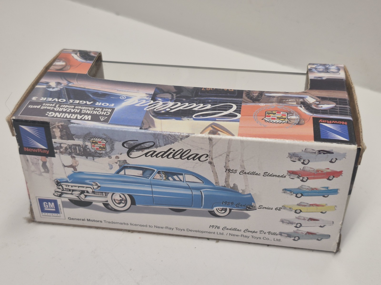 Newray 1976 Cadillac Coupe de Ville 1/43