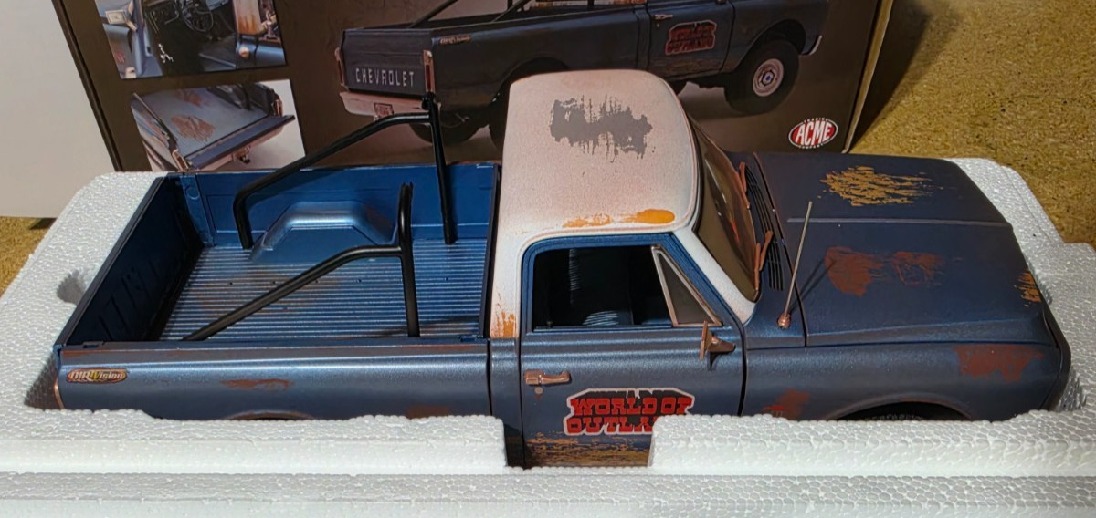 ACME 1/18 1967 CHEVROLET K-10 WORLD OF OUTLAWS PUSH TRUCK A1807223 1 OF 378