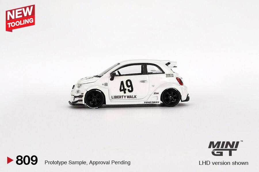 Mini GT 1:64 LB-WORKS x Abas Works ABARTH 595 Gara White #809