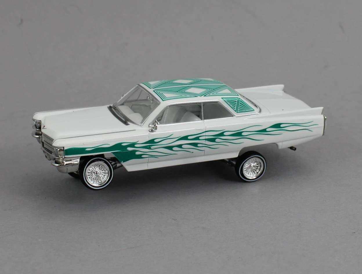 1:64 *97M* WHITE 1964 Cadillac Coupe DeVille *LOWRIDER* NIB