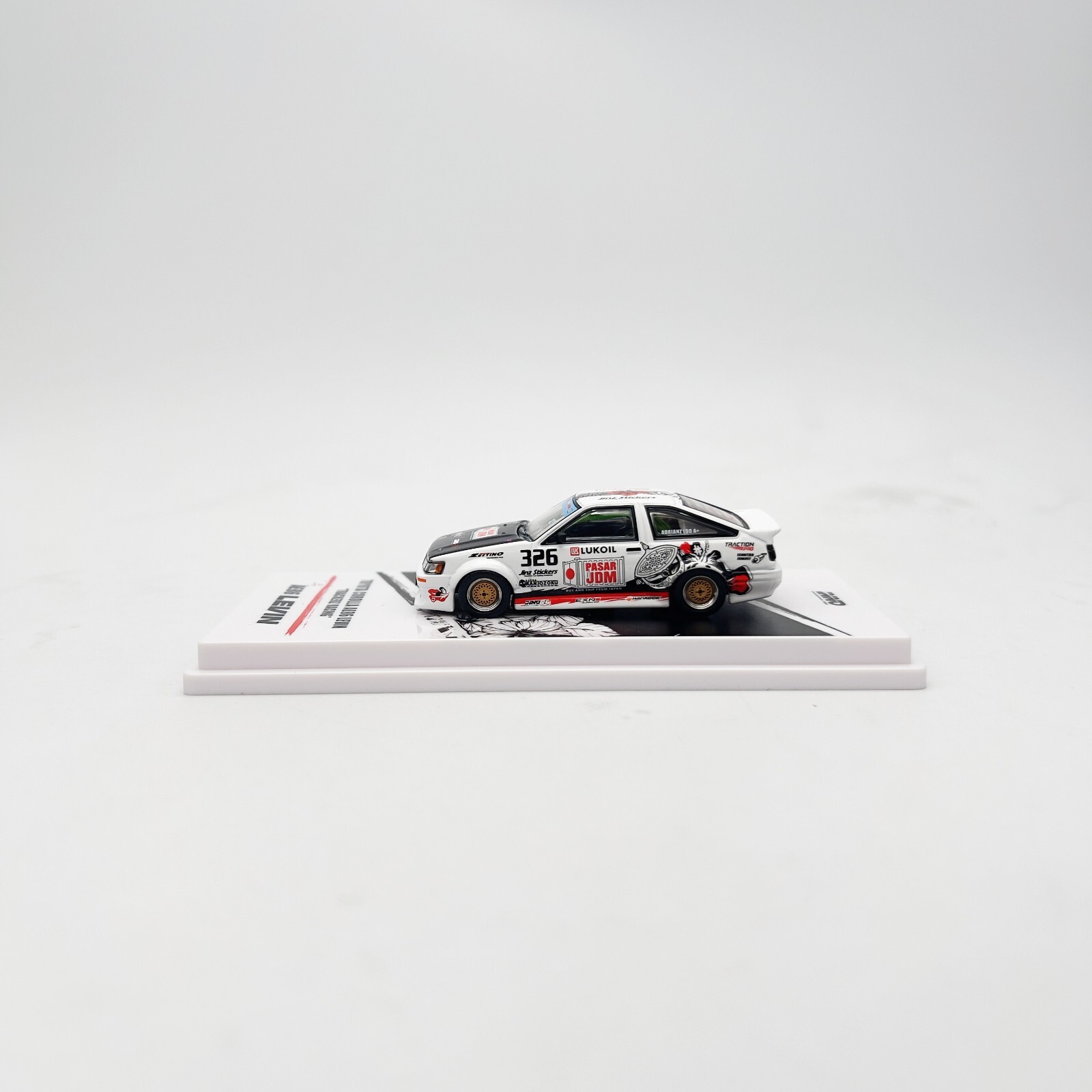INNO64 1:64 Toyota Corolla AE86 Lievin “Trackerz Racing” Malaysia Exclusives