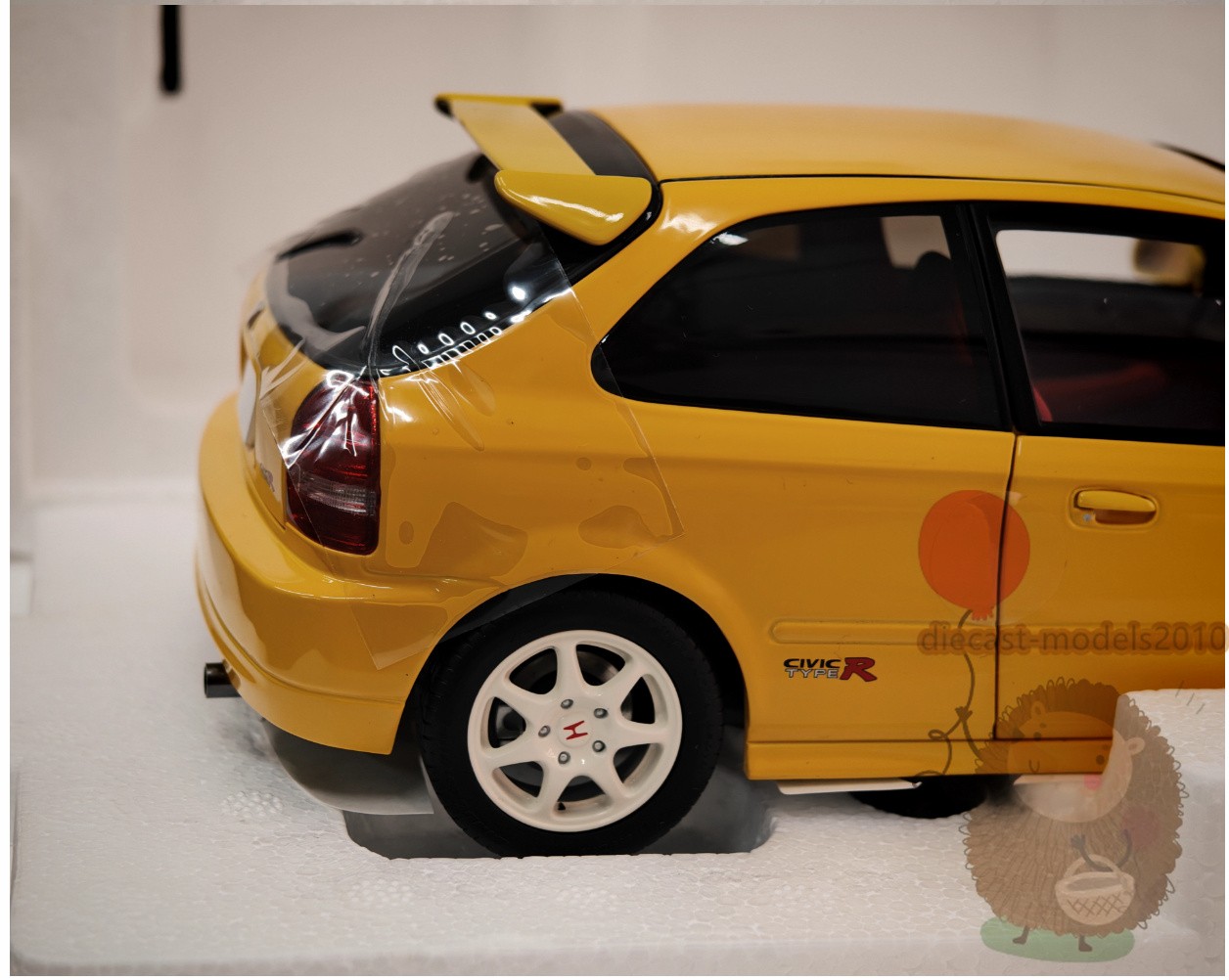 Motorhelix 1:18 Honda Civic Type R EK9 Alloy Model Car birthday Gifts Yellow