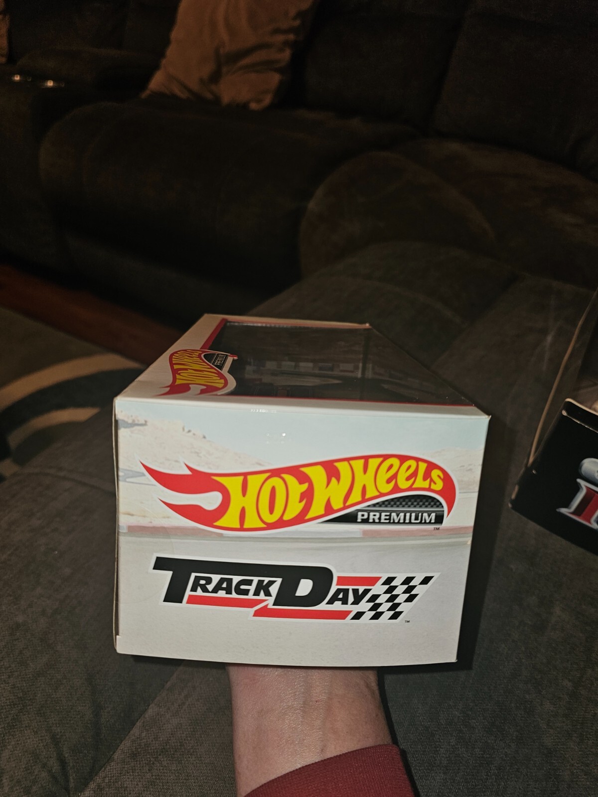 Hot Wheels Box Set Track Day w/’84 Audi Sport Quatro & Sauber-Mercedes C9 w/RR