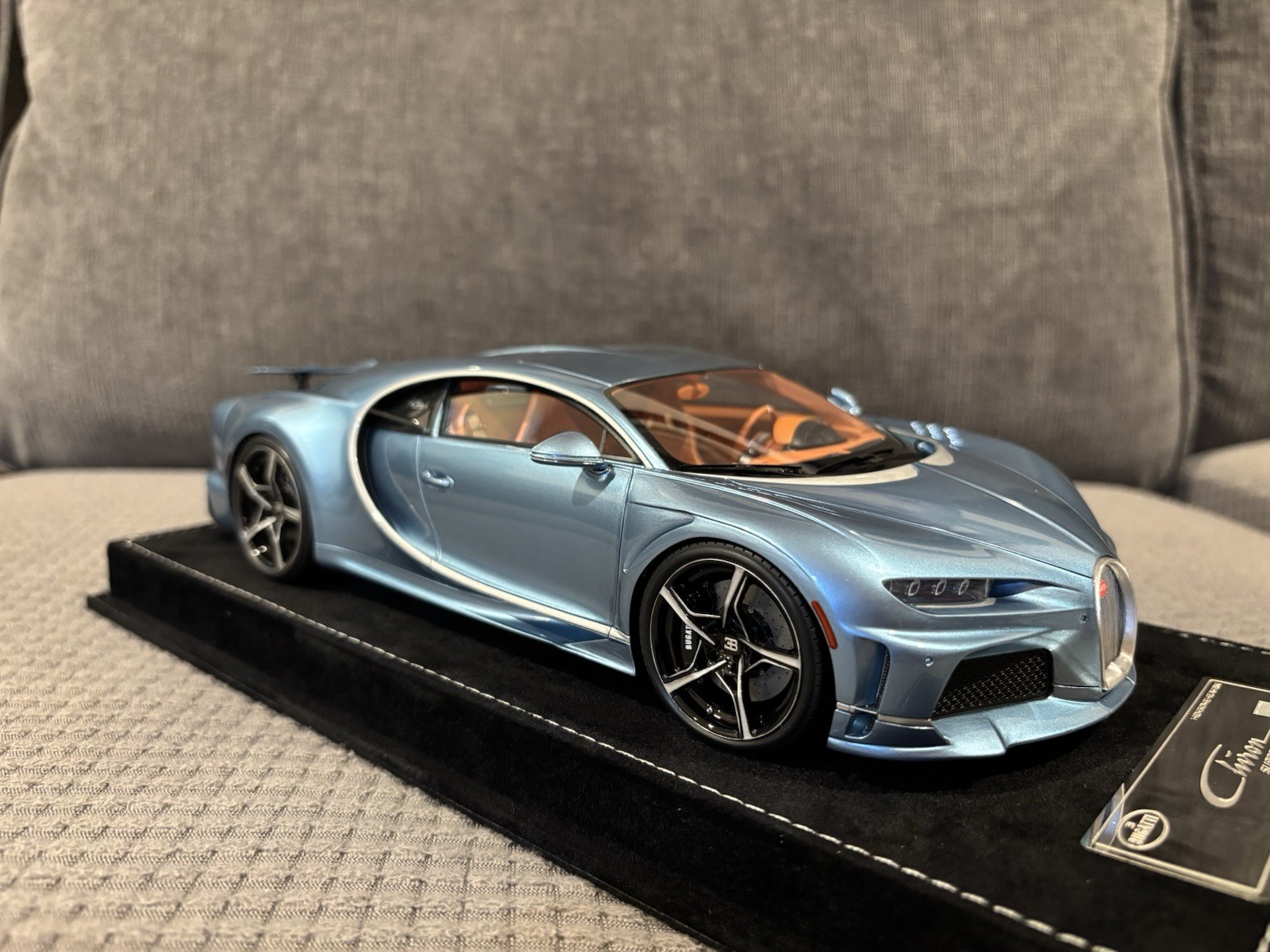 1/18 HH Henson & Heaven Bugatti Chiron SuperSport Horizon Blue Limited 30pcs Mr
