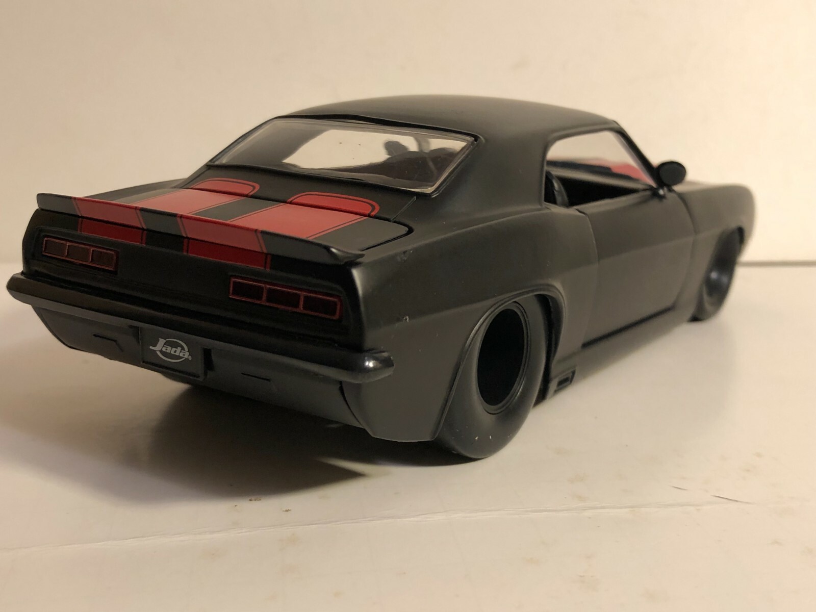 JADA BIGTIME BTM 1969 CHEVY CAMARO Z28 MATTE BLACK W/ RED 1:24 NEW NO BOX