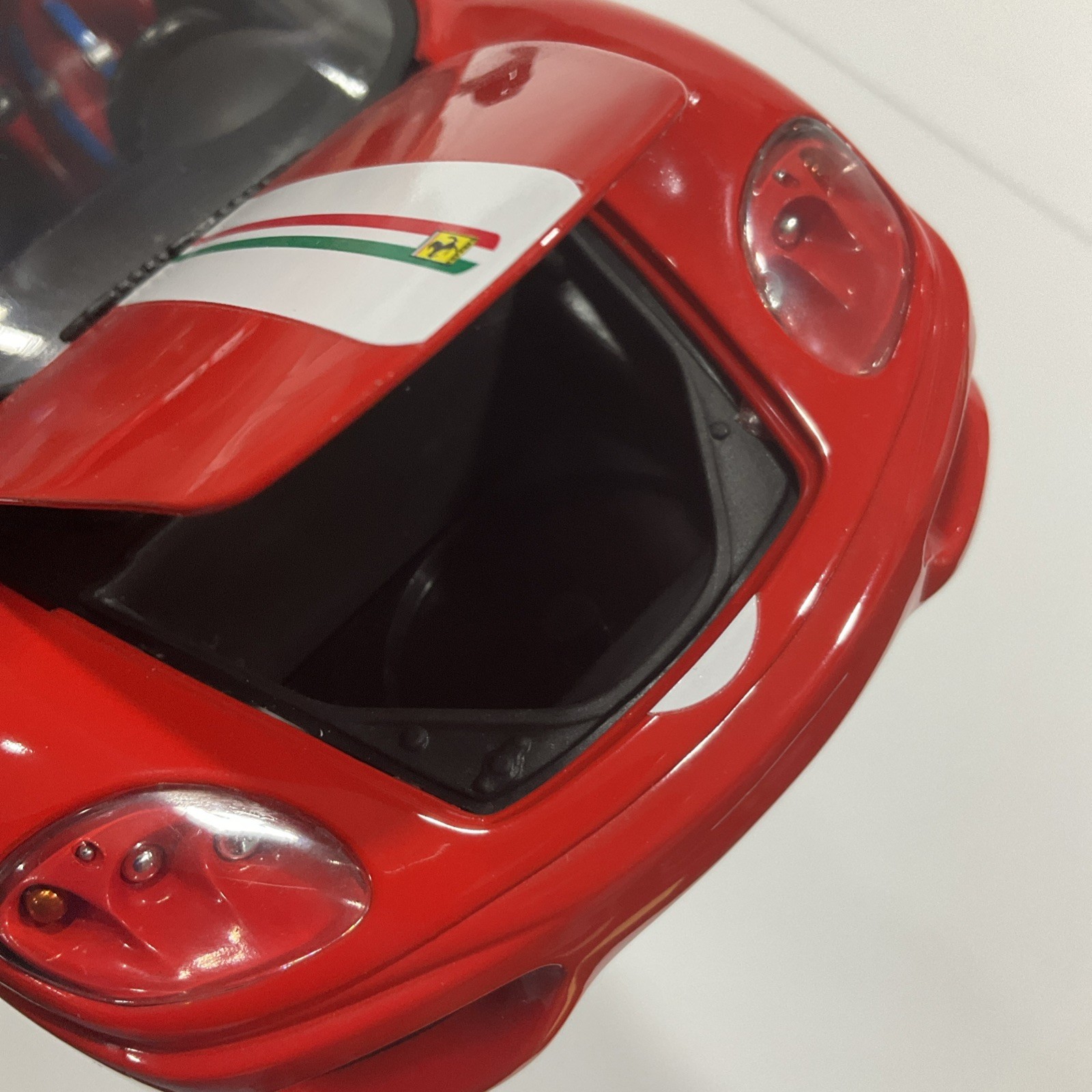 Hot Wheels 1/18 Scale Die Cast Model Ferrari 360 Modena Red No Box