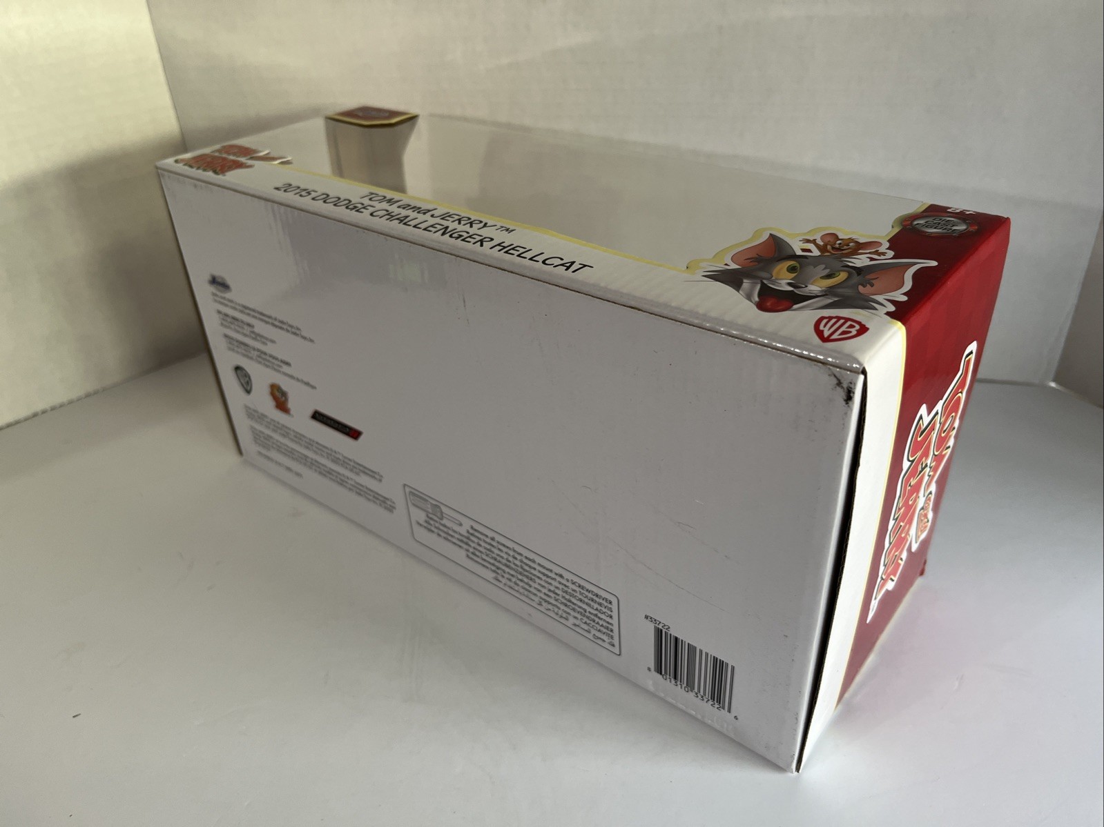 Tom and Jerry HWR with Figure 1:24 Scale 1.75 Inches Tall Ages 8 Years and Up