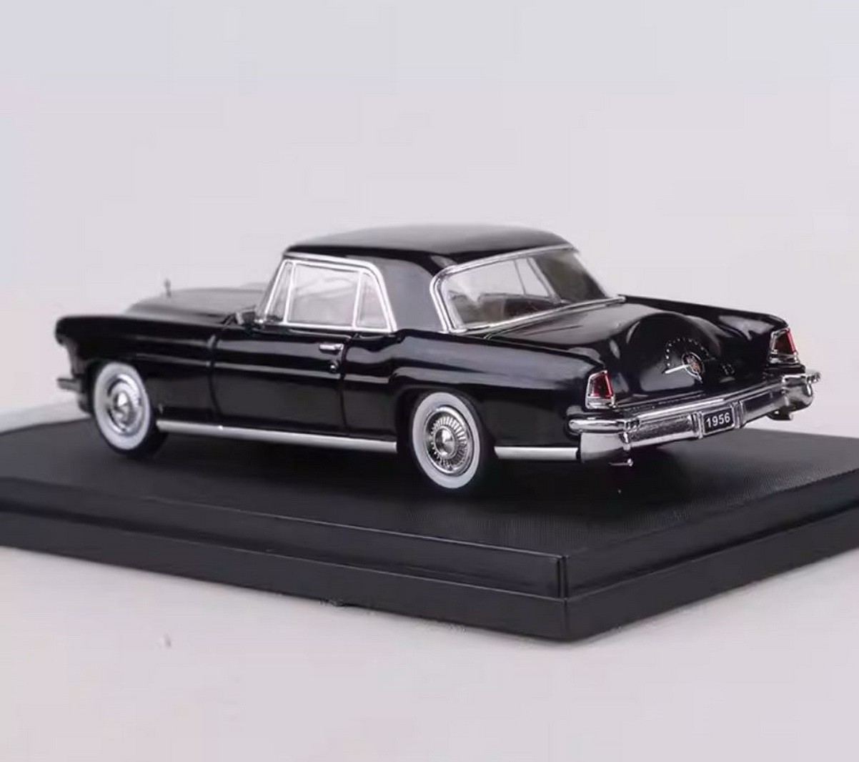GFCC 1/64 Lincoln Continental Mark II 1956 Black Diecast Car Model 7CM long