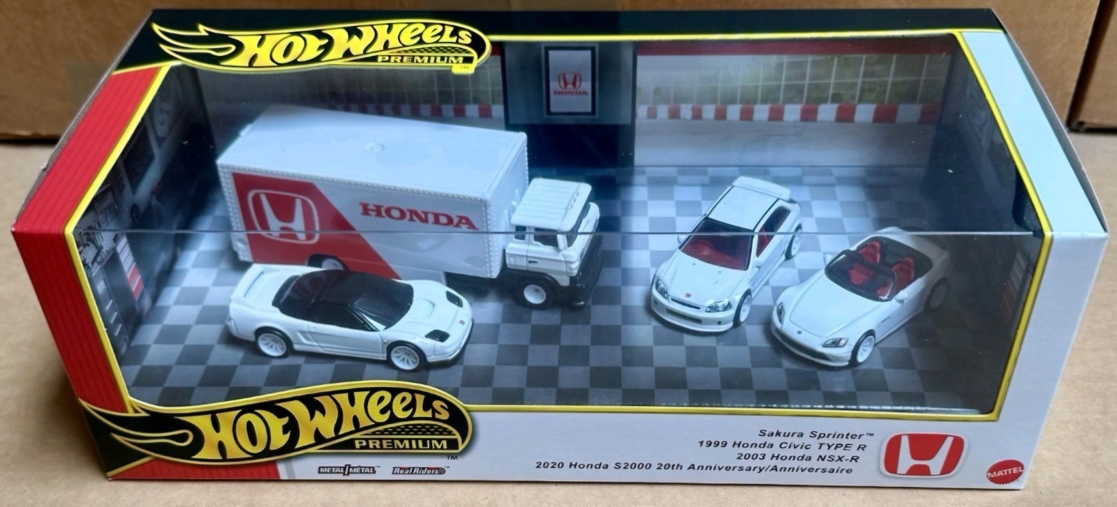 Hot Wheels 2025 Premium Collector Diorama Honda Set Civic Type-R, NSX-R, S2000