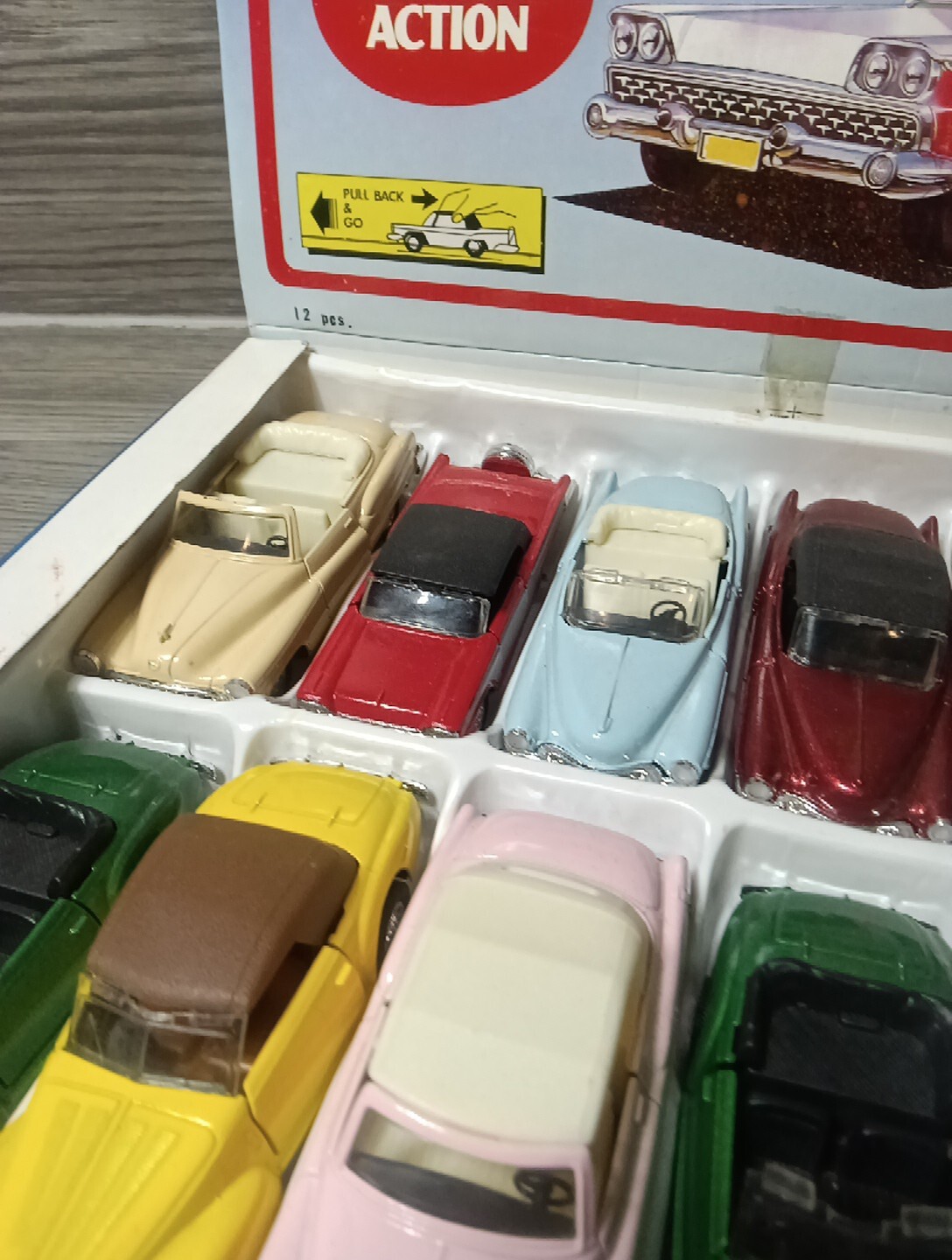 Classic Runners Die Cast Metal Pull Back Action Cars Lot Of 11