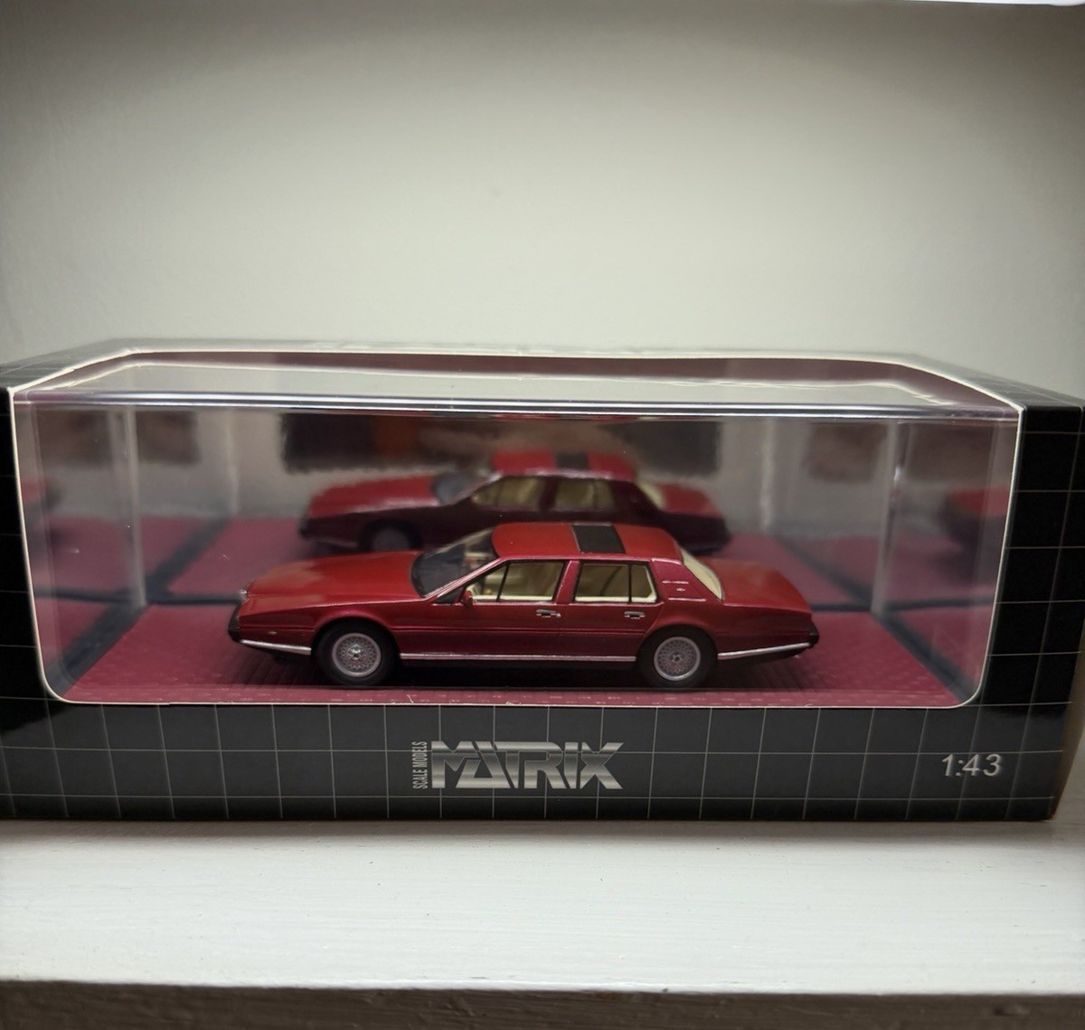 Matrix 1:43 Aston Martin Lagonda Series I (1974–75) Deep Metallic Red