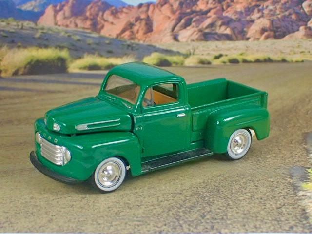 Vintage Motoring 1948–1952 Ford F1 Flathead V8 Step-Side Pickup 1/64 Scale LE V