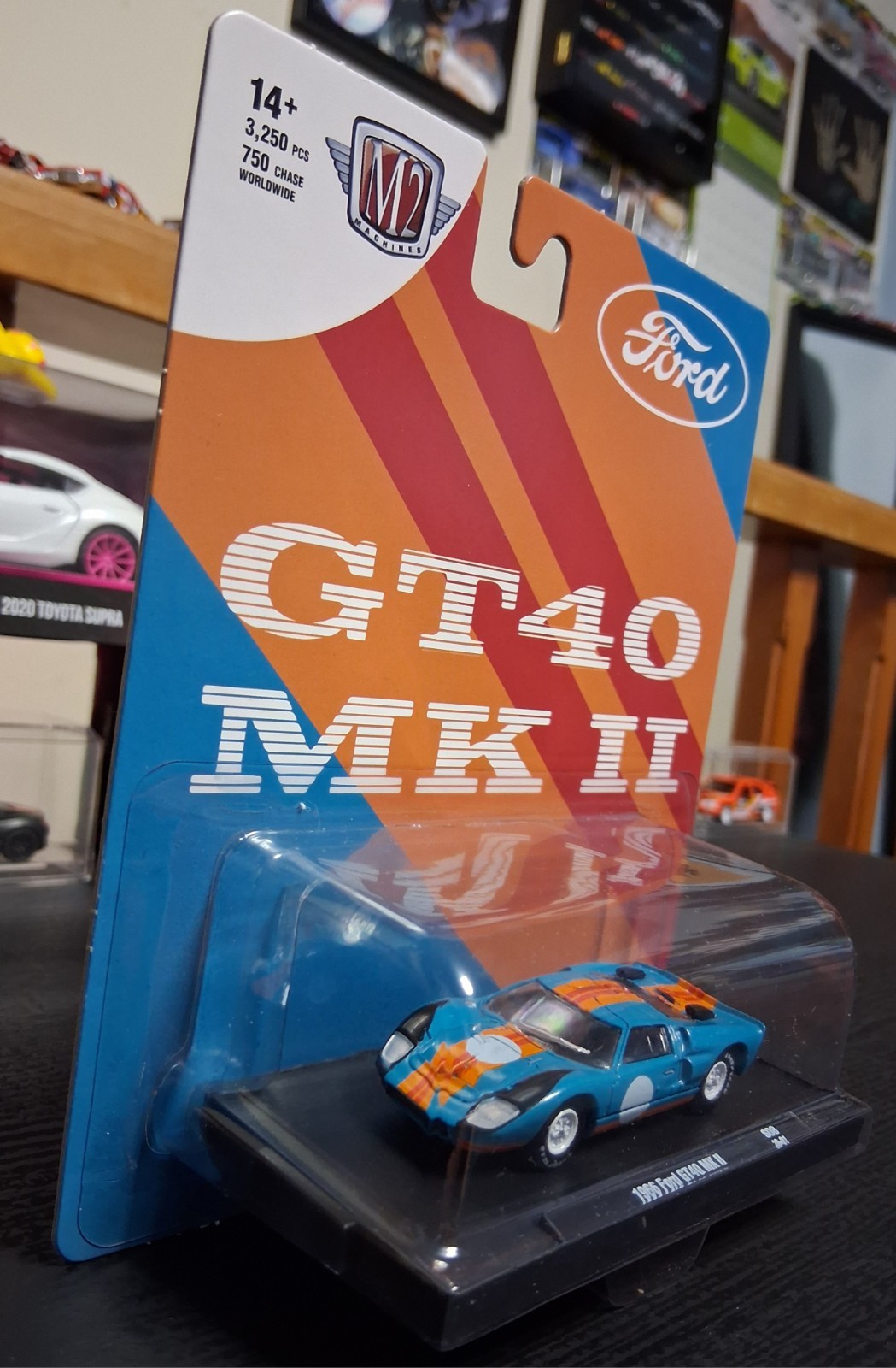 M2 Machines Auto Drivers 1966 Ford GT40 MK2