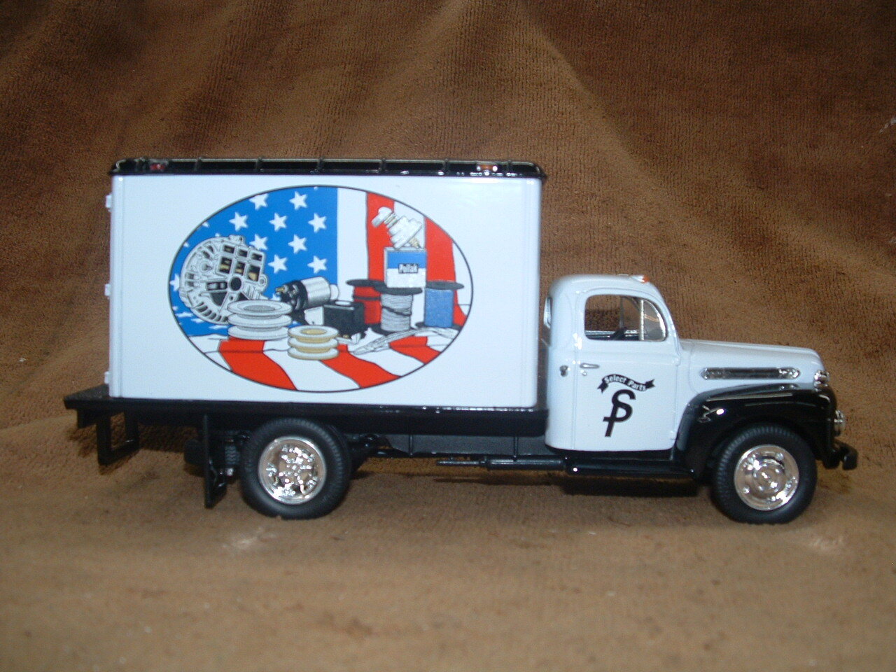 1951 FORD DRY GOODS VAN BOX TRUCK SELECT PARTS FIRST GEAR METAL