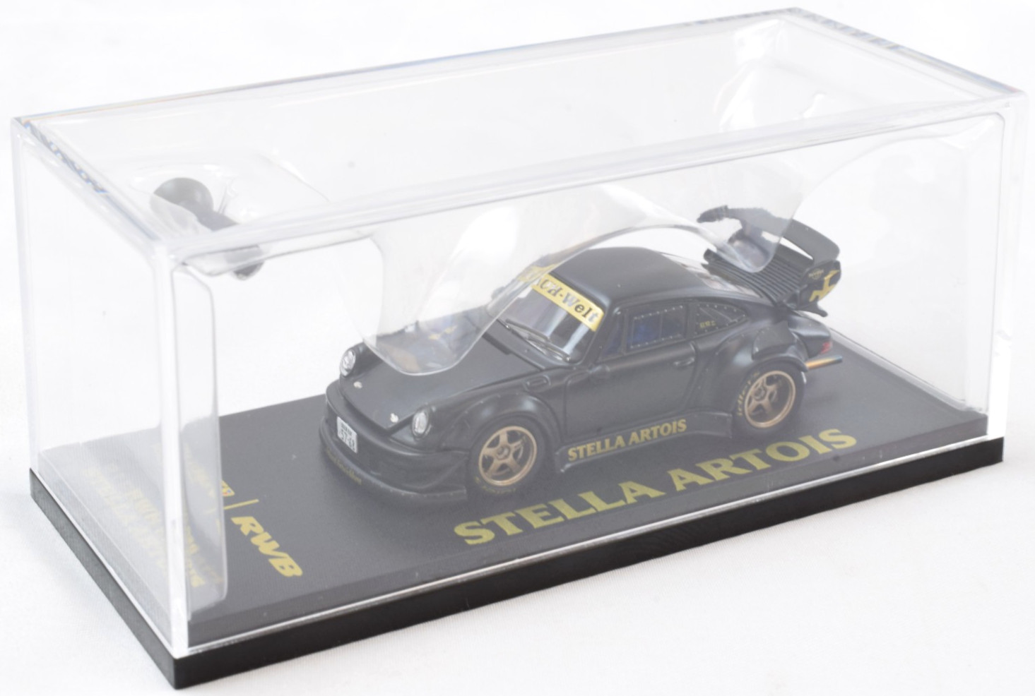 Almost Real AR Kaizo “Stella Artois” Porsche-RWB 930 911 1:64 Car 6K0000101