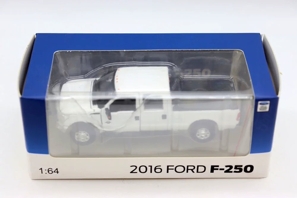 Metal 1/64 Scale Ford F-250 Double Seat Pickup Truck in White Diecast Alloy Toys