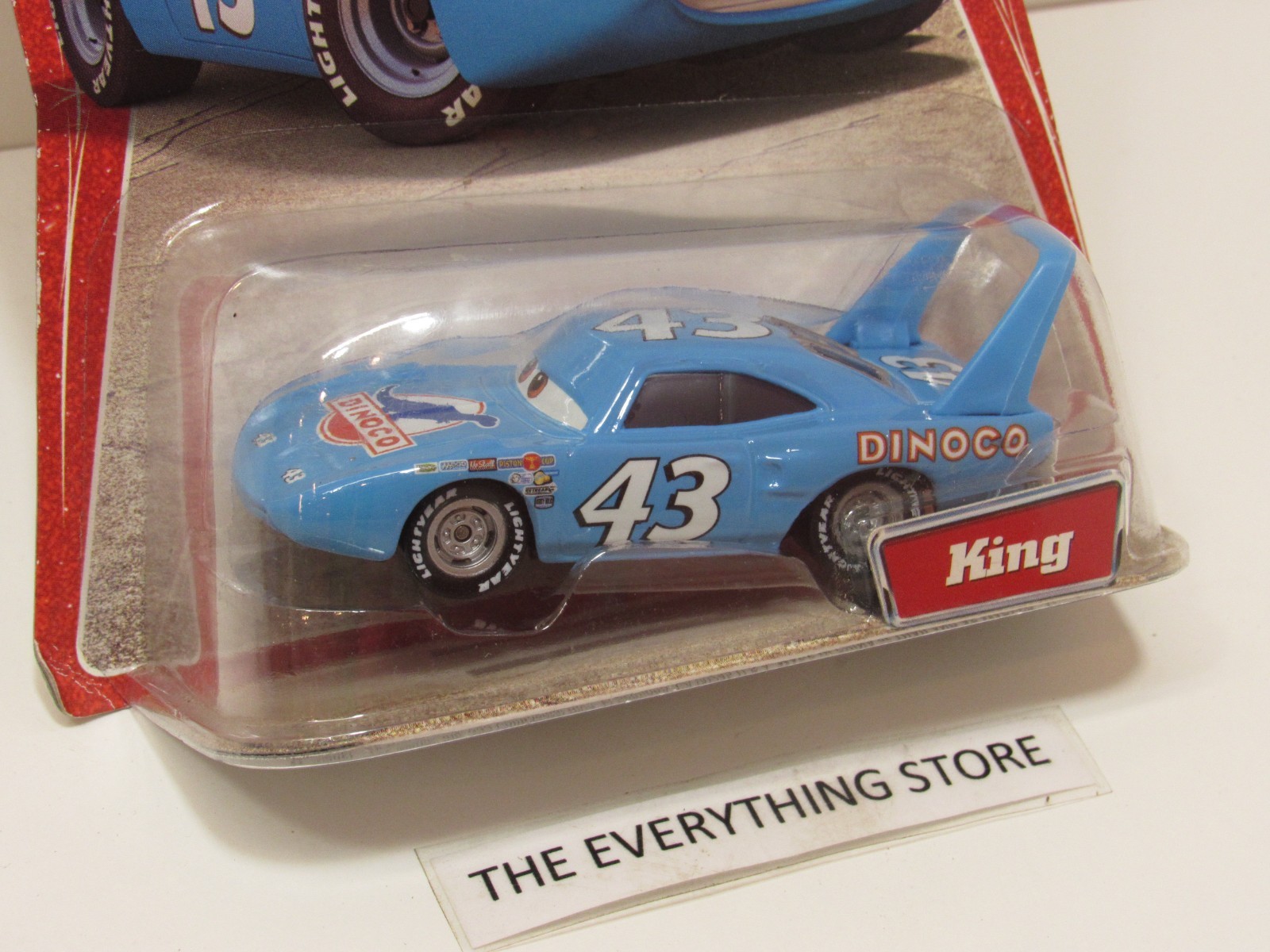 DISNEY PIXAR CARS RICHARD PETTY KING DESERT CARD 12 CARS ON BACK NEW FREE SHIP