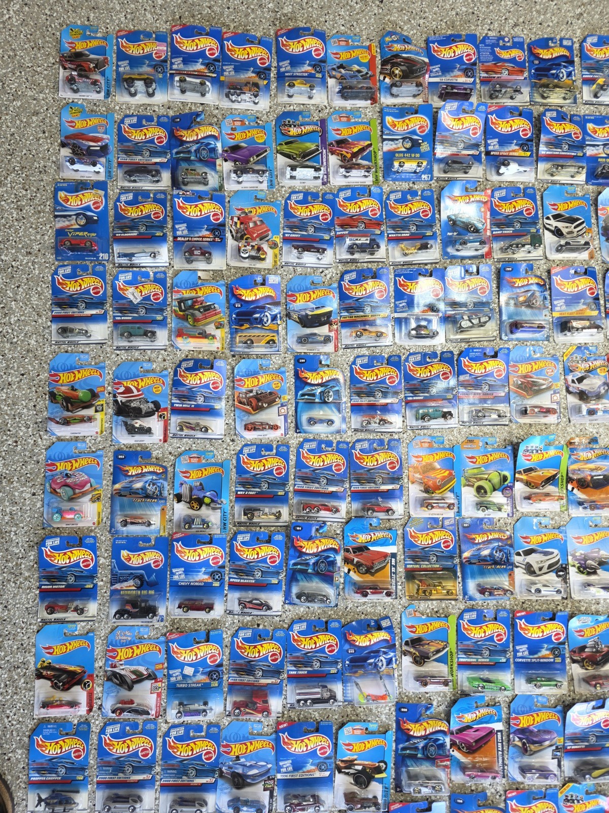 380 Hot Wheels Diecast Car Lot Mixed Collection 1990s 2000s 2010s 2020s Cars