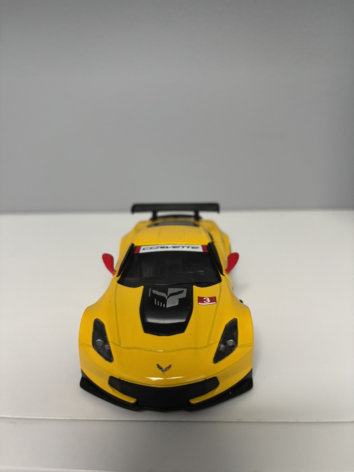 2016 Chevrolet Corvette C7 R Diecast 1:36 Scale 5” Toy Race Car IMSA GTLM Chevy