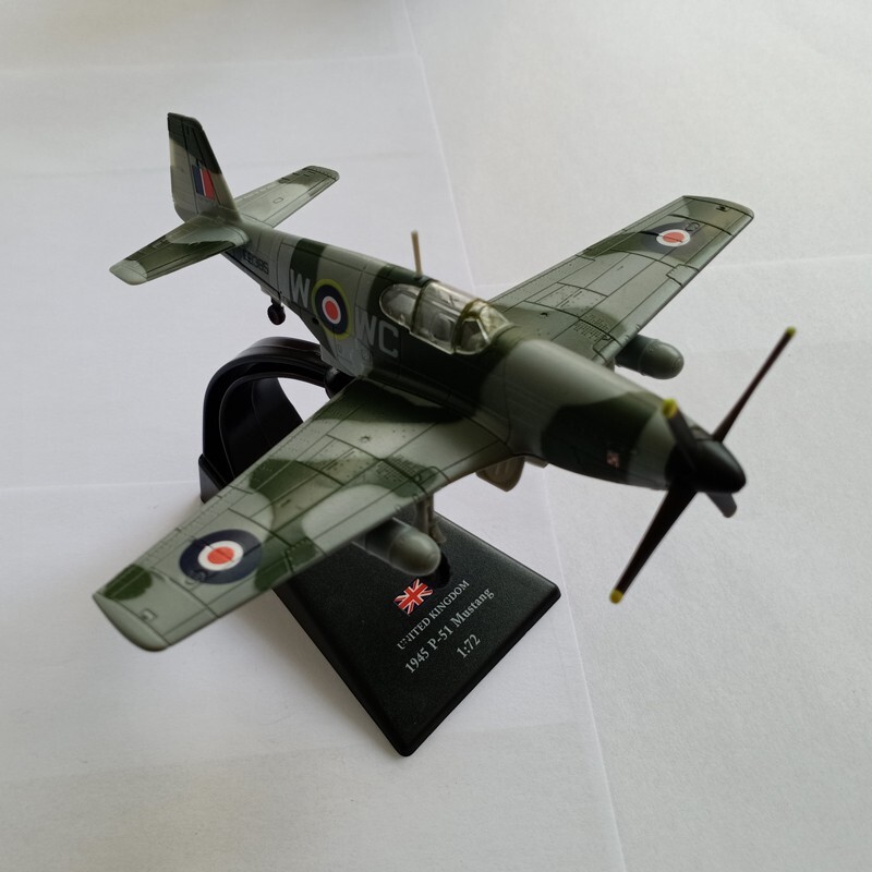1:72 Alloy Diecast Military Model United Kingdom P-51 Mustang Fighter Aircraft