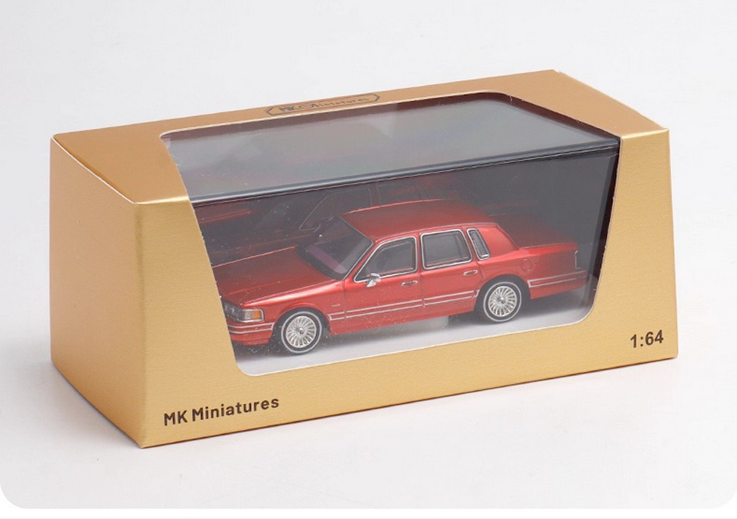 `MK 1/64 1992 Lincoln Town Car Red Diecast Car Model Toy Collector Gift