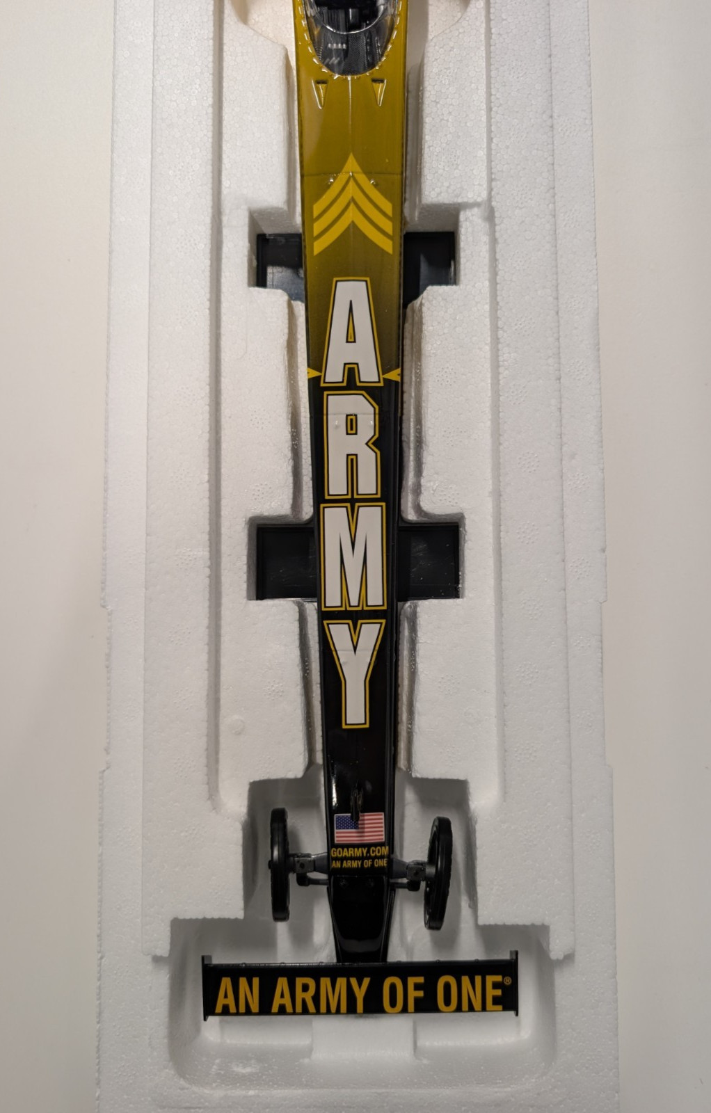 Milestone 2004 Tony Schumacher U.S. Army Sarge 1/16 Top Fuel Dragster NHRA As Is