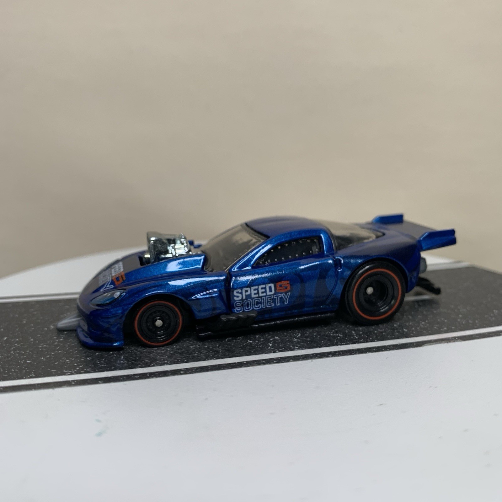 Hot Wheels Premium Boulevard ’12 Chevy Corvette Z06 Drag Racer Dragster Blue NM