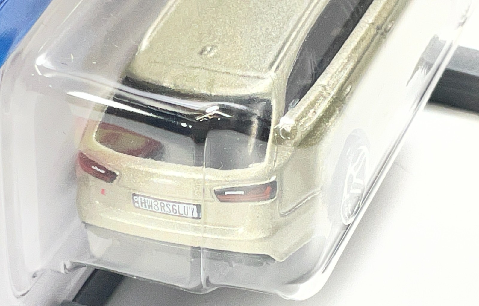 2026 Hot Wheels 2017 Audi RS 6 Avant 66/250 Champagne HW Euro RS6LUV Lic Plate
