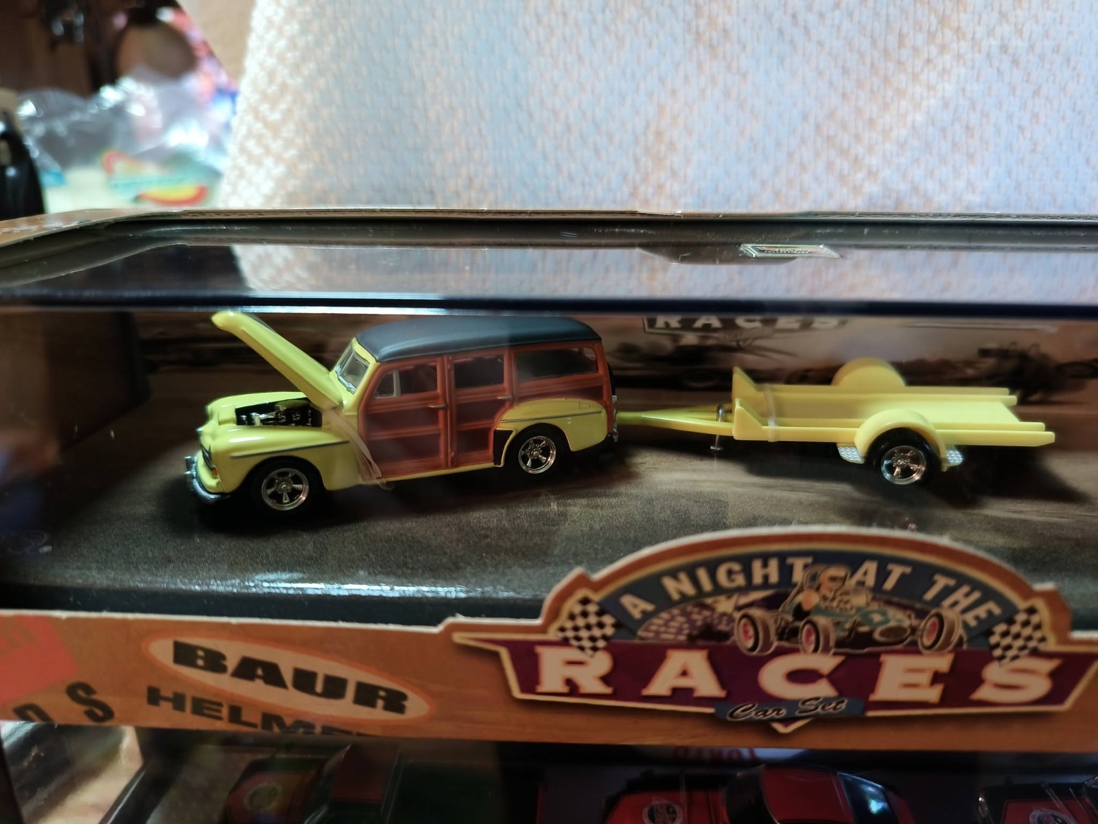 Hot Wheels A Night at the Races ’48 Woodie and 60’s Sprint Car. First Run Tool!