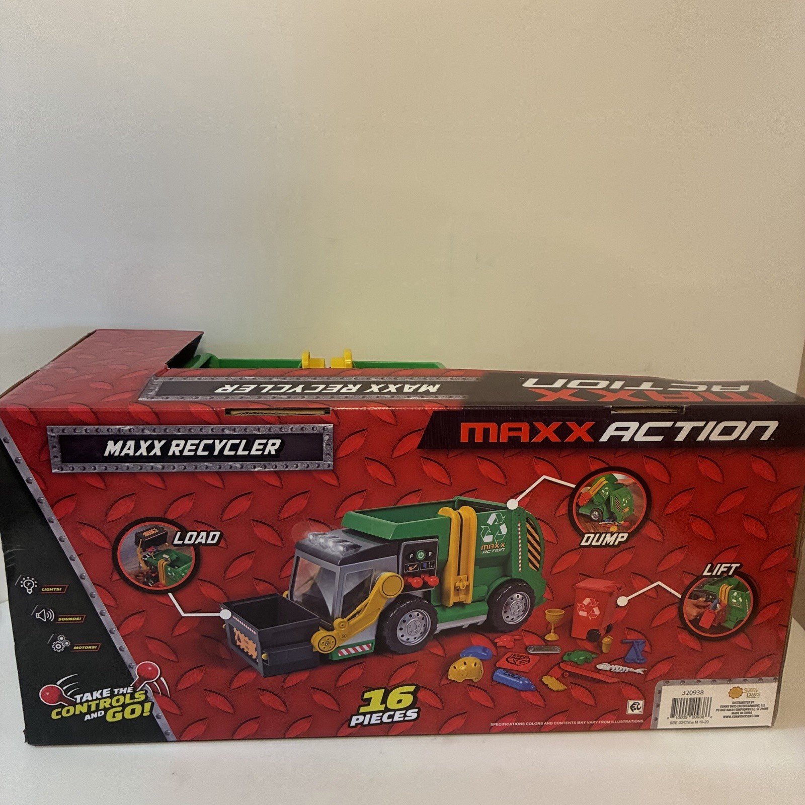 Maxx Action Maxx Recycler Toy Vehicle 16 Pieces Dual Joystick Motorized