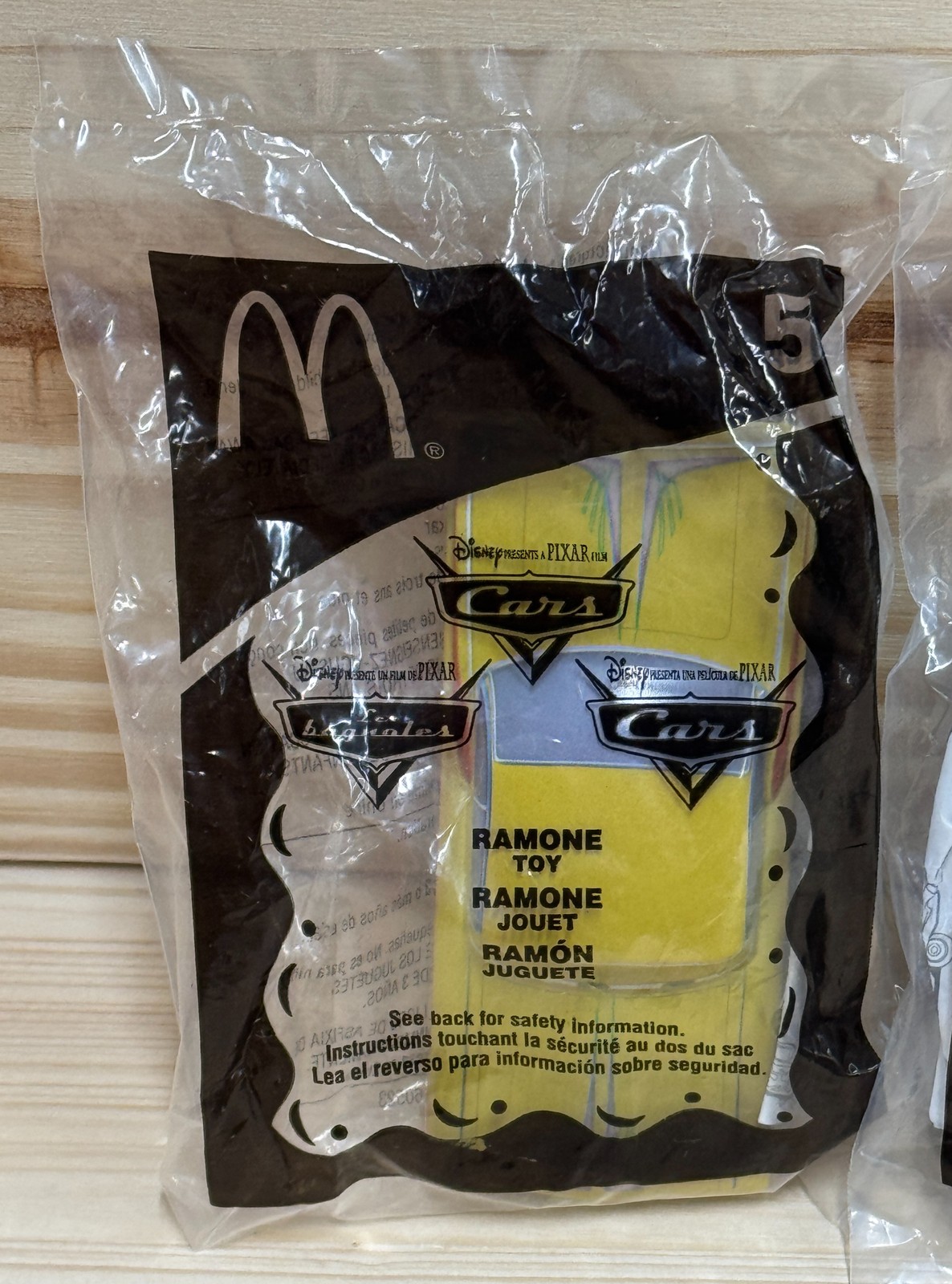 McDonald’s Happy Meal Disney Pixar Cars 2006 Complete Set of 7 New Sealed Toys