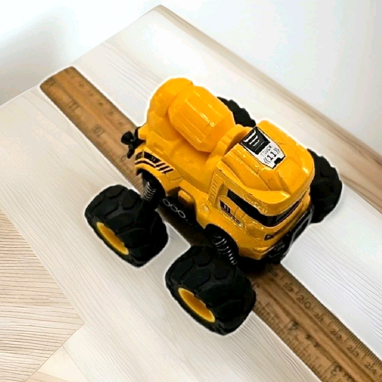 Kid Galaxy Cement Truck Pullback/Friction Rev-N-Go Monster Truck