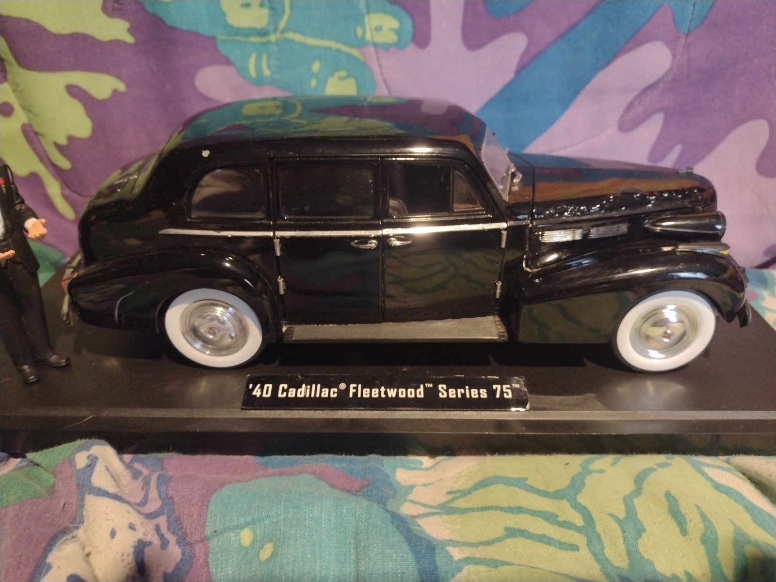 2007 Jada Toys THE GODFATHER ’40 Cadillac – Fleetwood Series 75 1:18 Scale READ