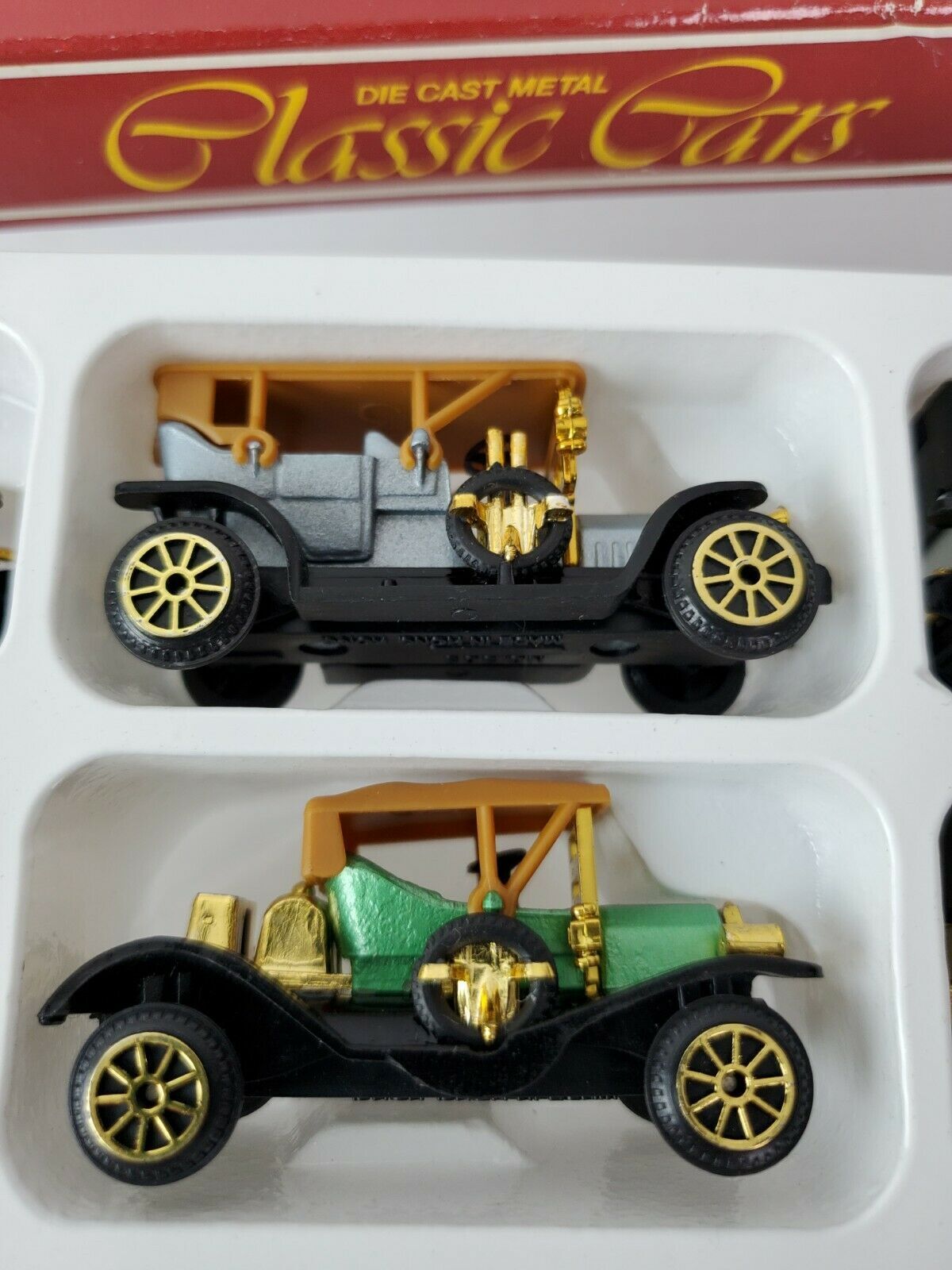 Die Cast Metal Vintage Classic Cars Set of 6 in Box Collectible Holiday Decor
