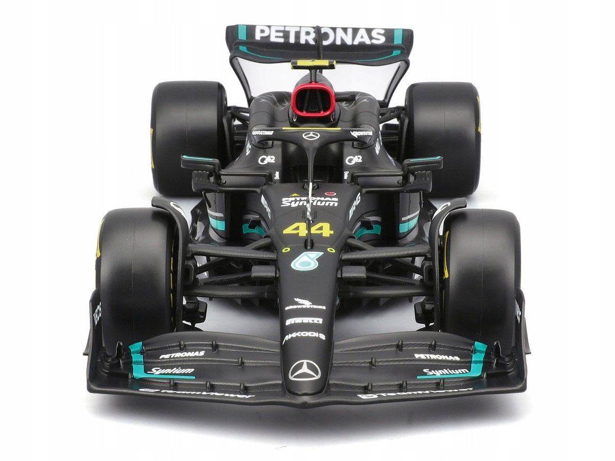 1/24 Bburago F 1 Mercedes-AMG F1 W14 E Performance #44 Lewis Hamilton 28037 LH