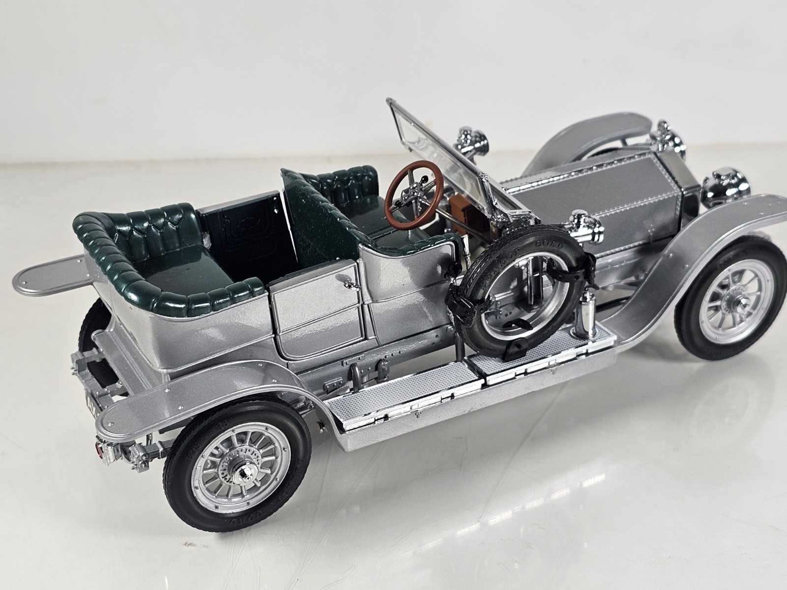Rolls Royce Silver Ghost Franklin Mint Precision Model Car Boxed 1:24 Scale VGC