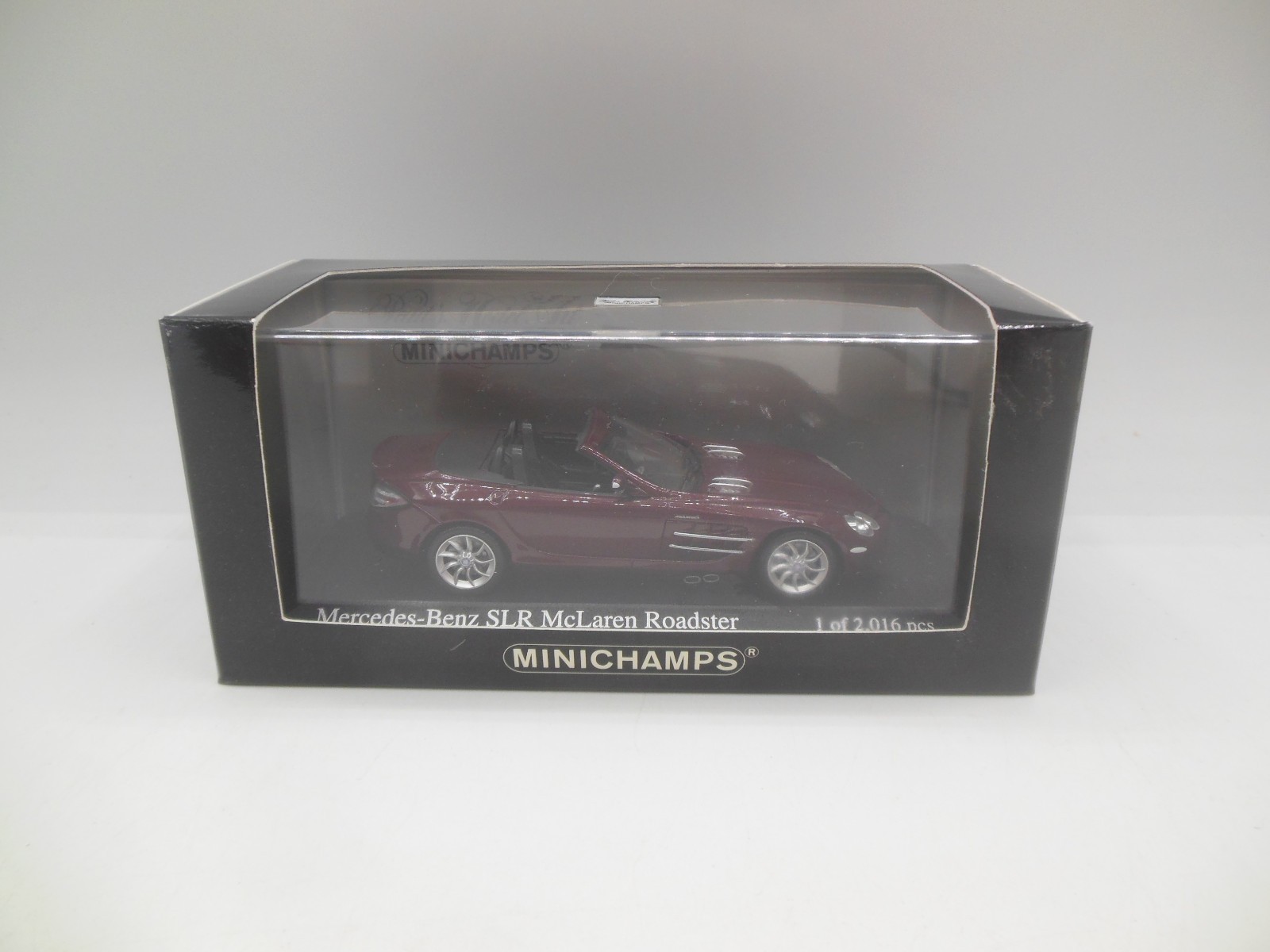 Minichamps 400 037130 2007 Mercedes Benz SLR Mclaren Roadster Red Metallic 1:43