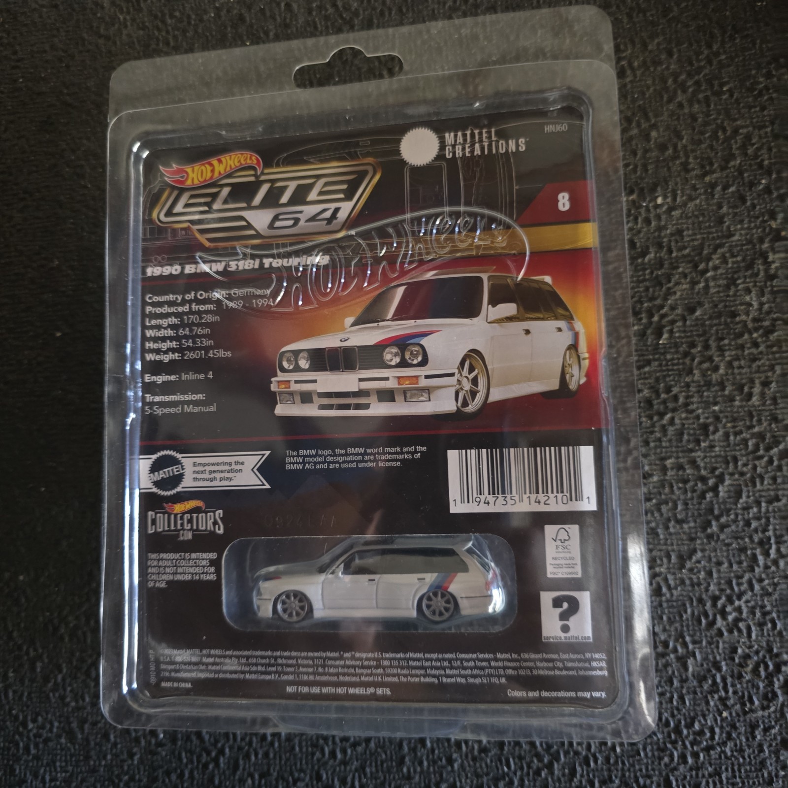Hot Wheels Elite 64 #8 1990 BMW 318i Touring White 1:64 Diecast Real Rider HNJ60