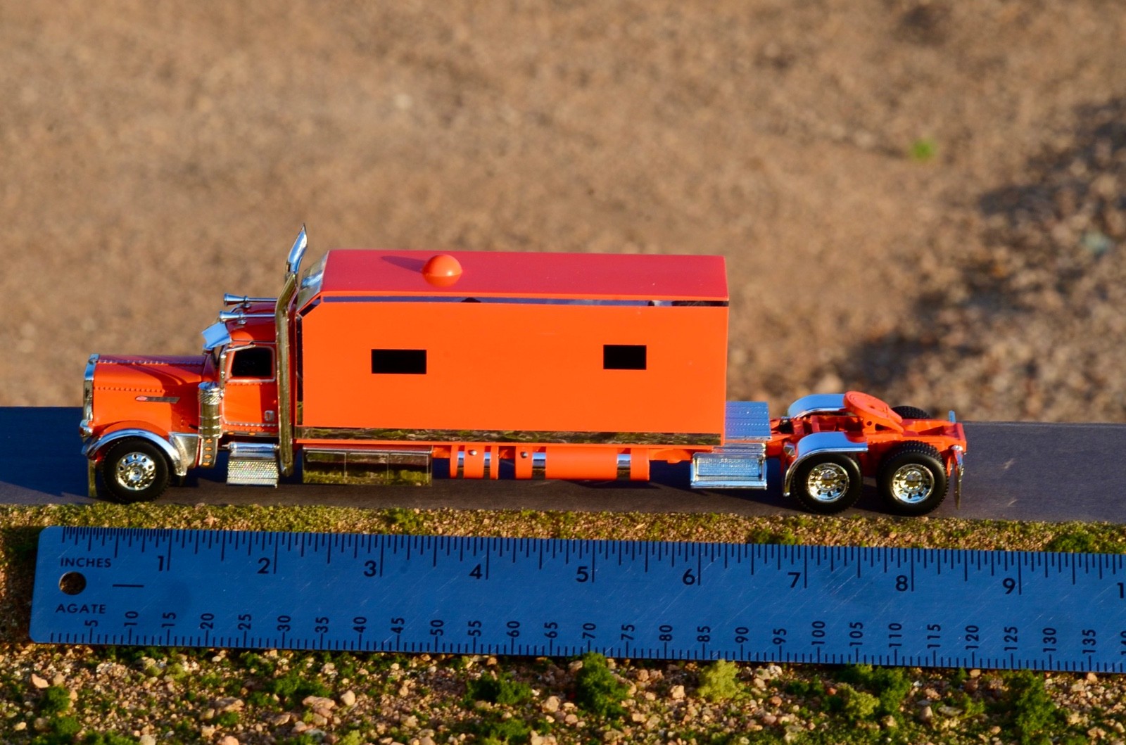 1/64 DCP Peterbilt Pride & Class with Huge Sleeper ** Custom Built **