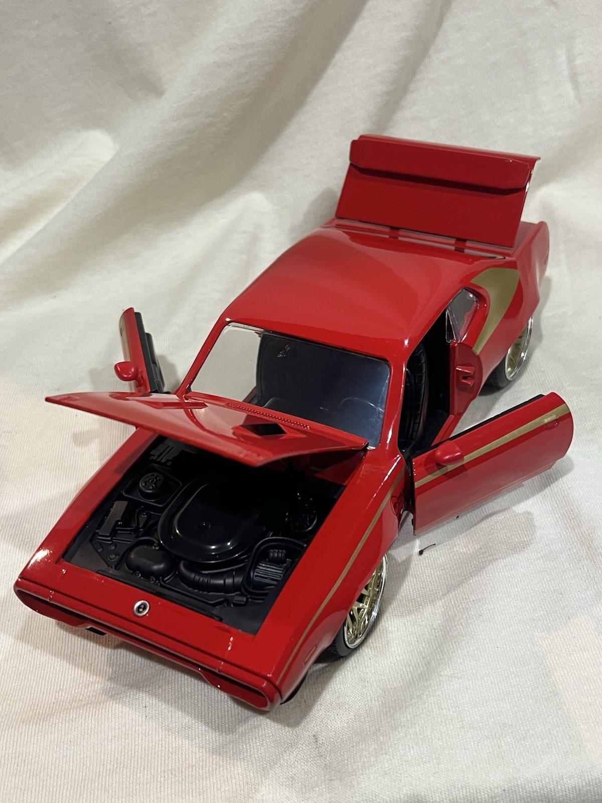 1:24 Jada 1972 Plymouth GTX Loose No Box