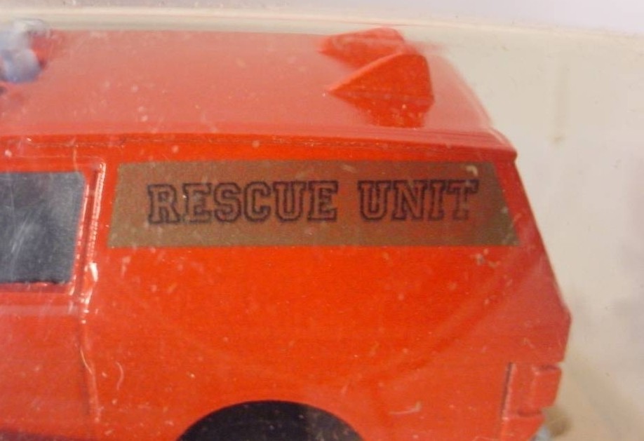 Majorette 200 Series Red Range Rover Rescue Unit # 246 1:60