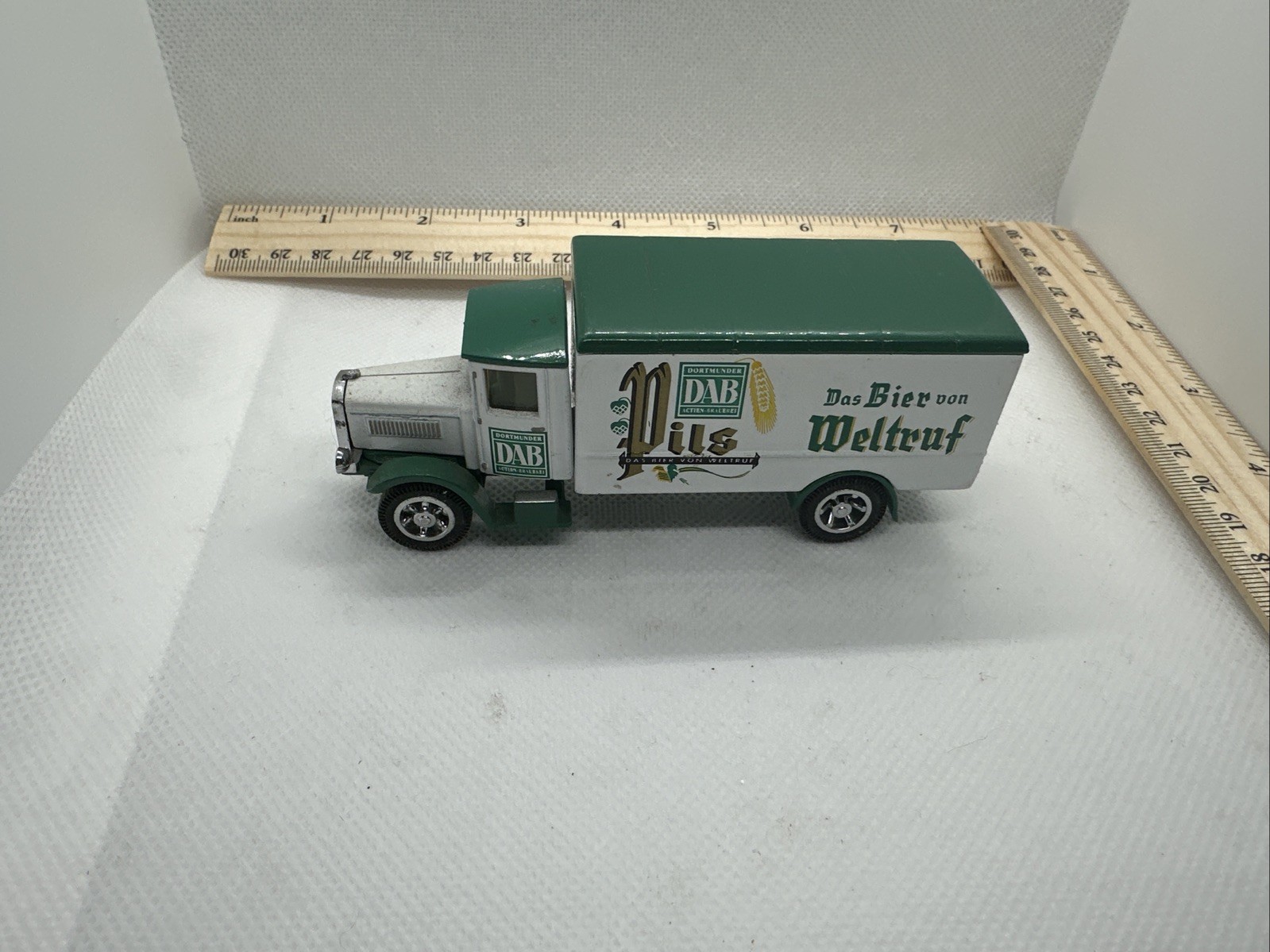 Commercial Diecast Trucks