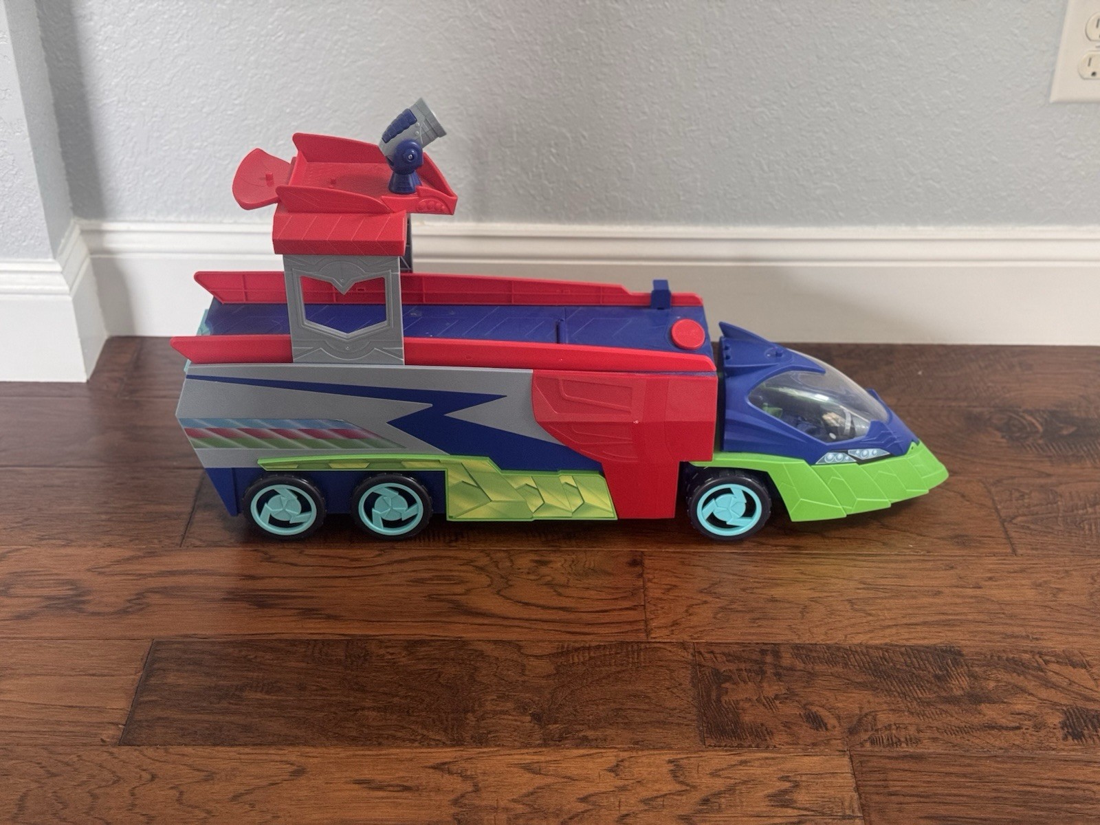 Multicolor Plastic Toy Car Transporter Vehicle Red Blue Green for Boys & Girls